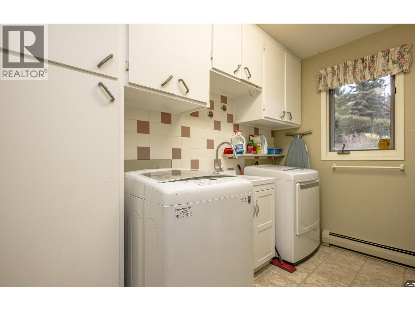 6063 Beatrice Road, Peachland, British Columbia  V0H 1X4 - Photo 9 - 10378149