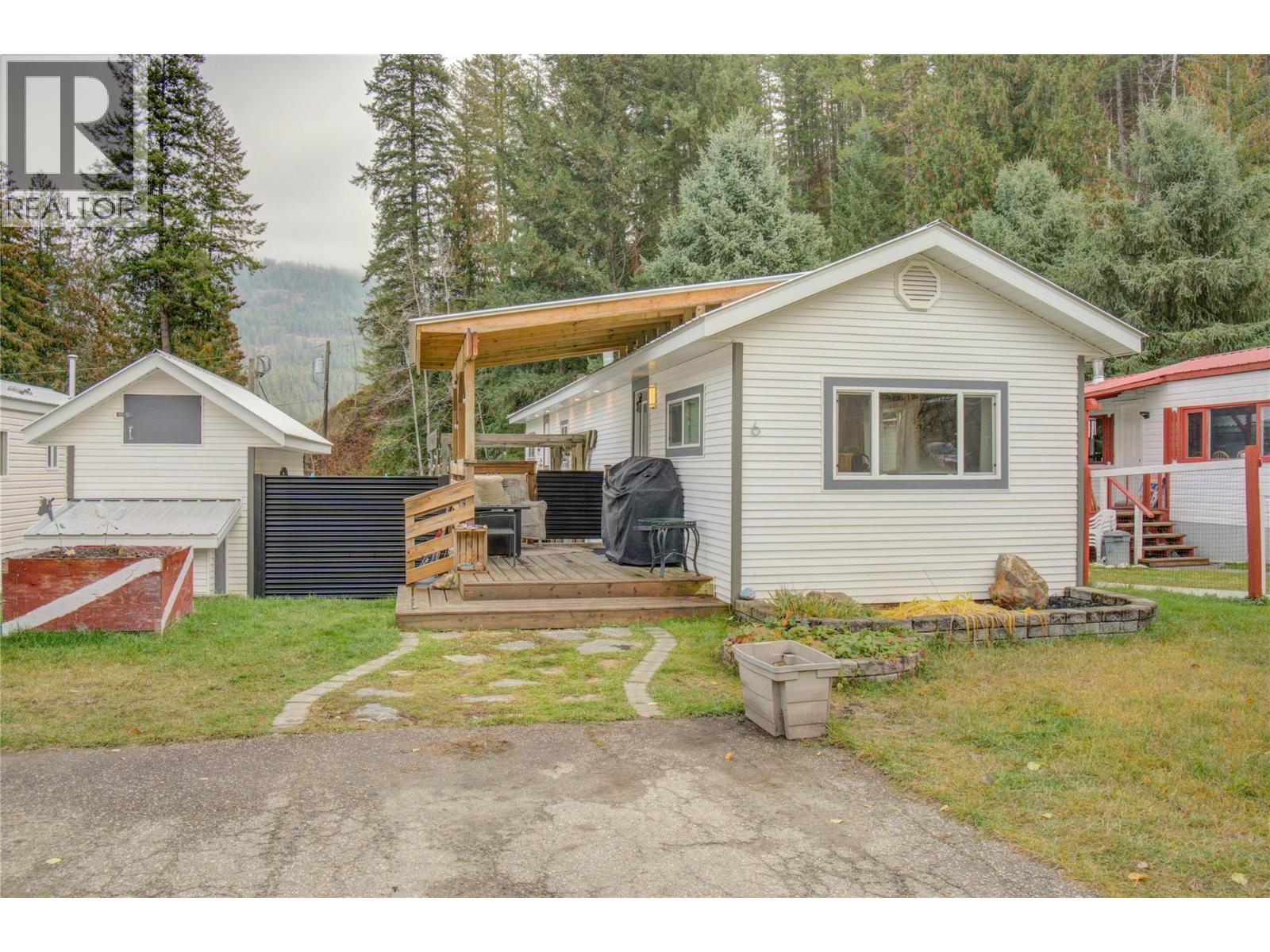3063 Hornsberger Road Unit# 6, Salmon Arm, British Columbia  V1E 4M1 - Photo 3 - 10378120