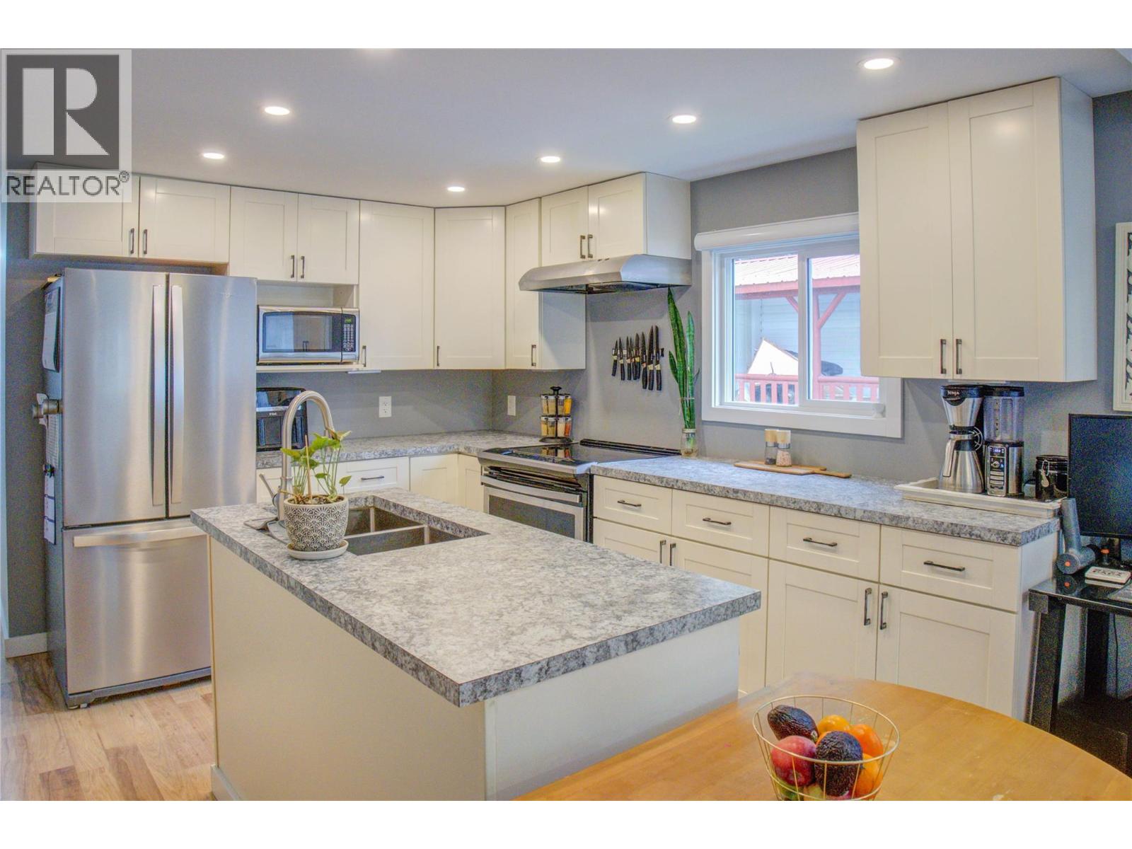 3063 Hornsberger Road Unit# 6, Salmon Arm, British Columbia  V1E 4M1 - Photo 9 - 10378120