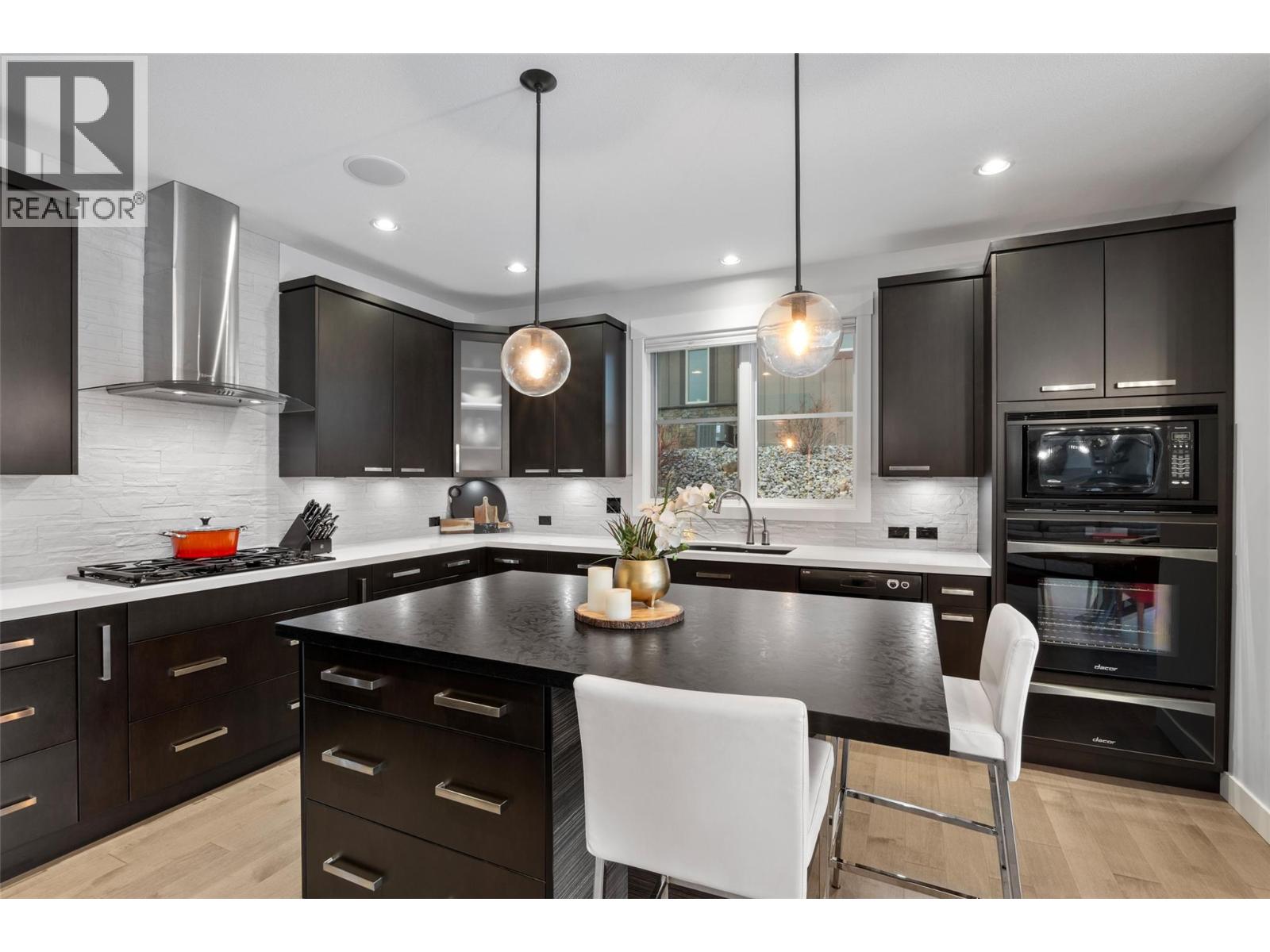 229 Holloway Drive, Kamloops, British Columbia  V1S 0B3 - Photo 16 - 10378086