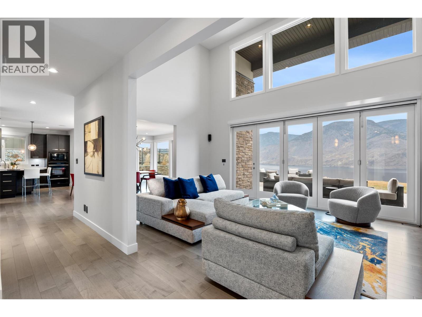 229 Holloway Drive, Kamloops, British Columbia  V1S 0B3 - Photo 6 - 10378086