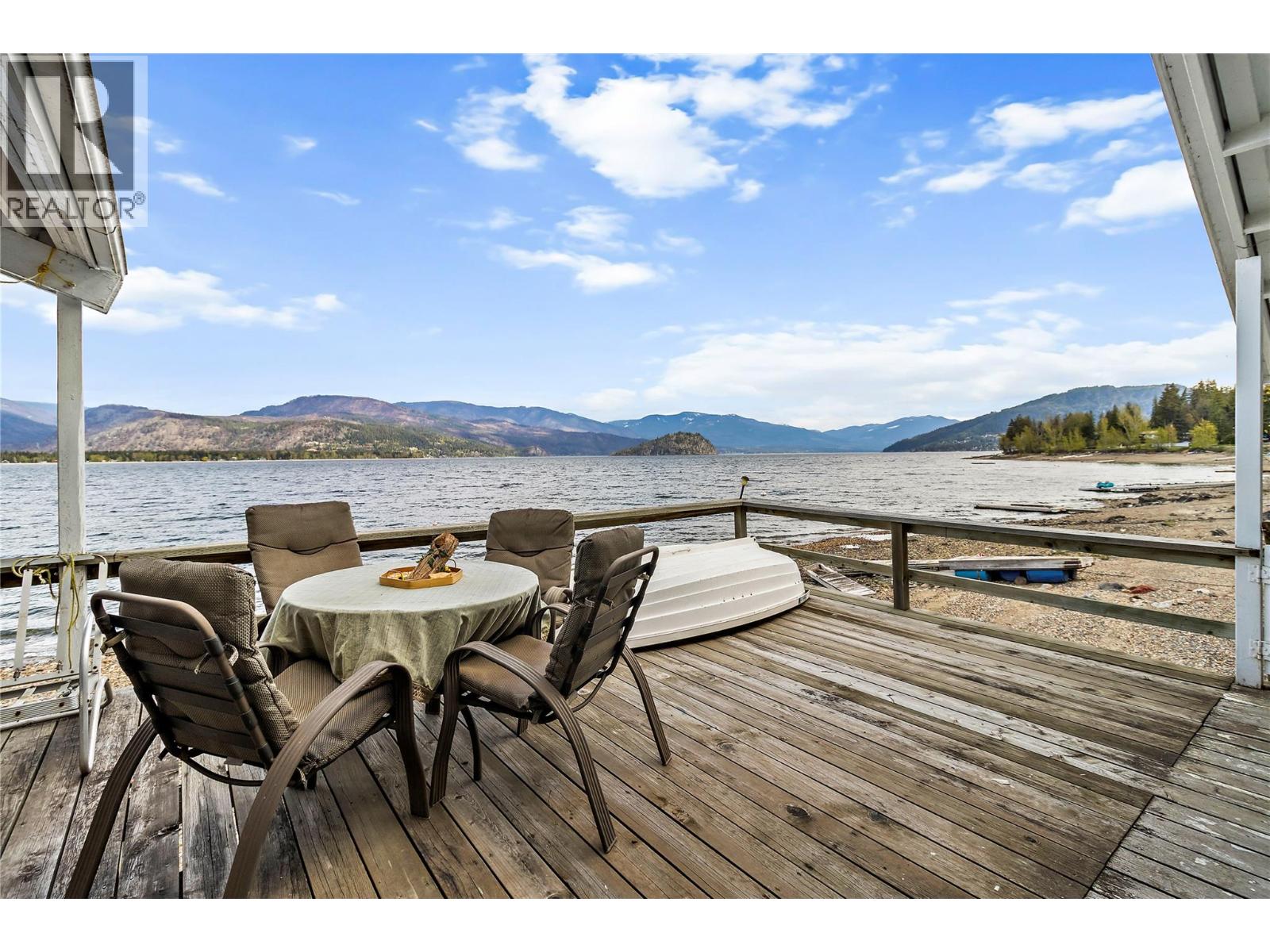 1665 Blind Bay Road, Blind Bay, British Columbia  V0E 2W0 - Photo 3 - 10377526