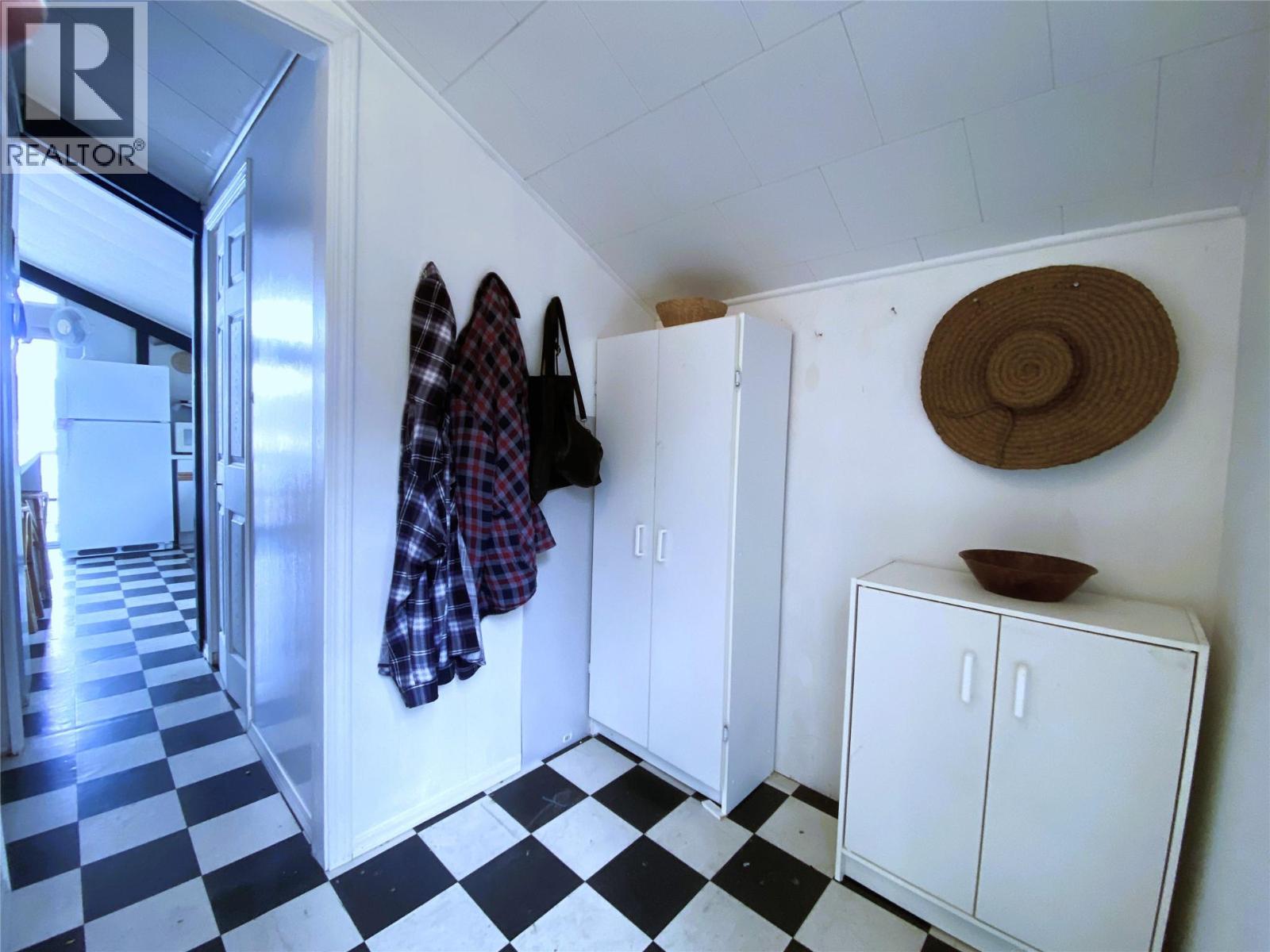 1665 Blind Bay Road, Blind Bay, British Columbia  V0E 2W0 - Photo 8 - 10377526