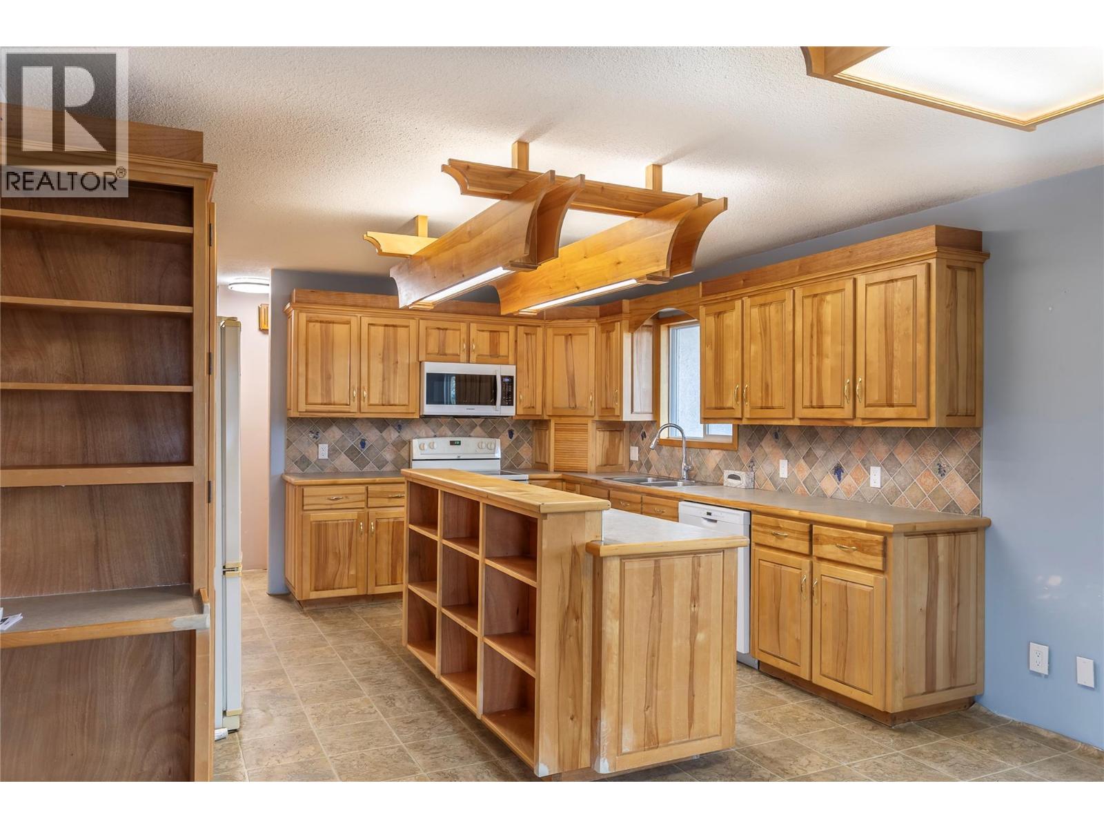 536 Enderby-Grindrod Road, Enderby, British Columbia  V0E 1V4 - Photo 16 - 10377820