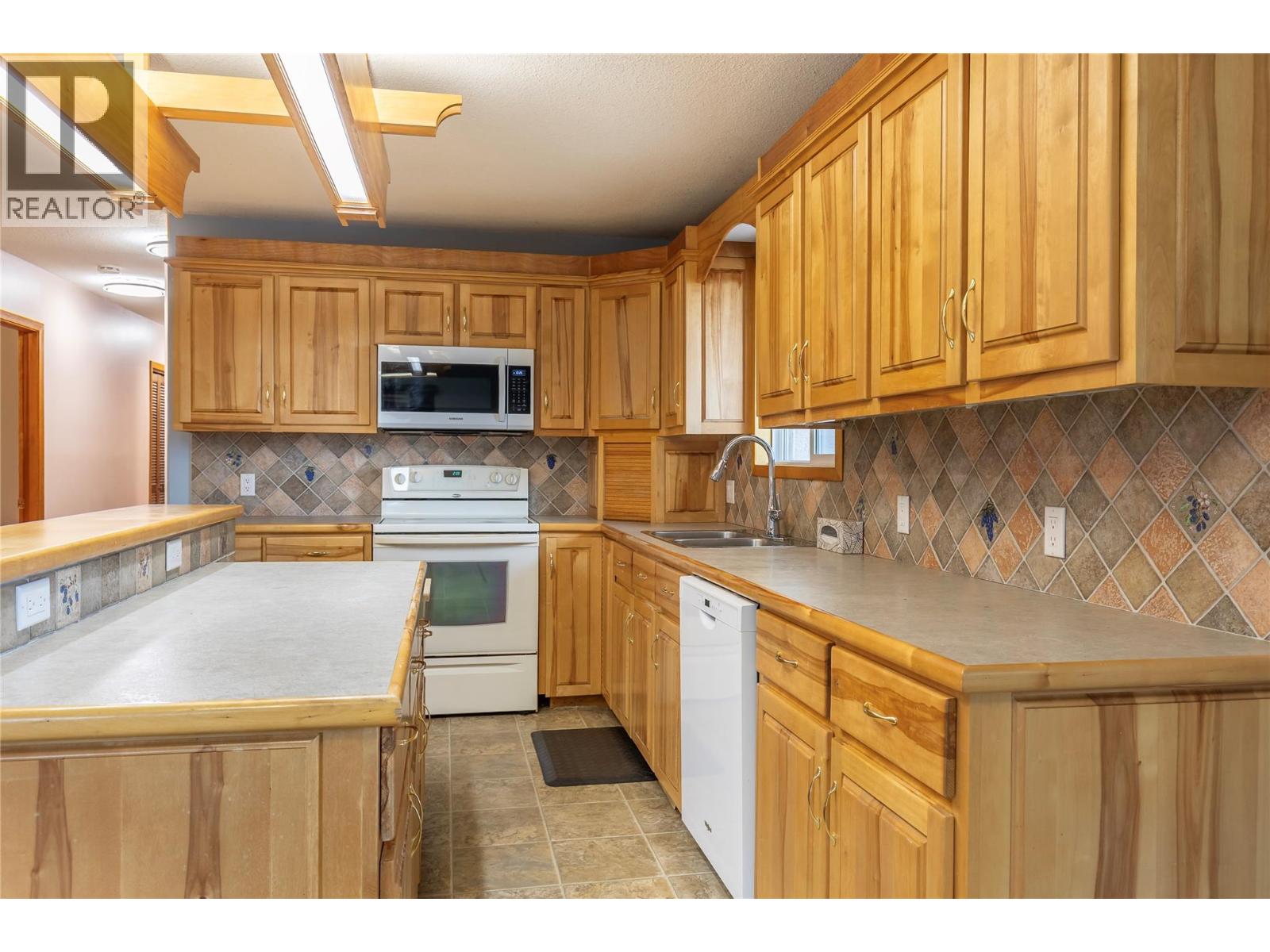 536 Enderby-Grindrod Road, Enderby, British Columbia  V0E 1V4 - Photo 17 - 10377815