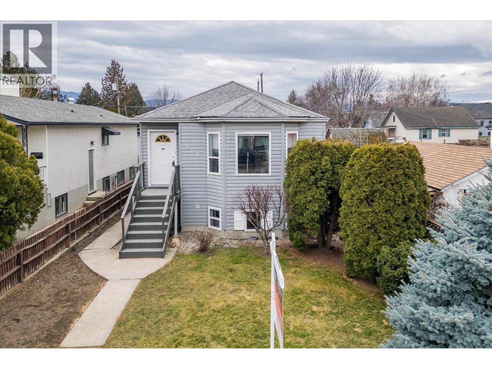 923 Fuller Avenue, Kelowna, British Columbia  V1Y 6X5 - Photo 2 - 10377670