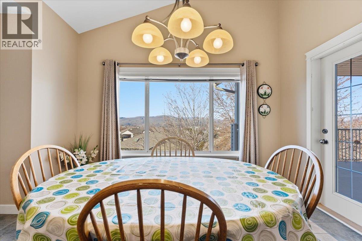 958 Mt Begbie Drive, Vernon, British Columbia  V1B 2Z5 - Photo 13 - 10377134