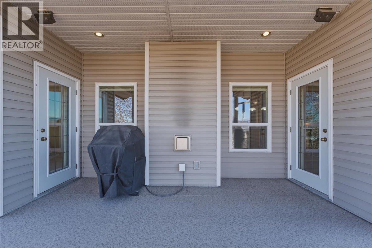 958 Mt Begbie Drive, Vernon, British Columbia  V1B 2Z5 - Photo 14 - 10377134