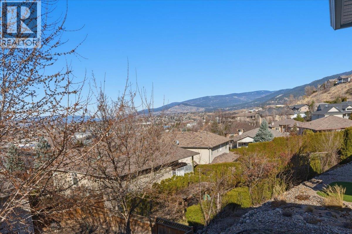 958 Mt Begbie Drive, Vernon, British Columbia  V1B 2Z5 - Photo 16 - 10377134