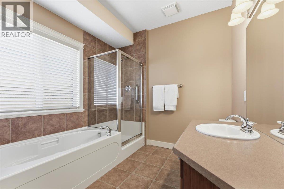 958 Mt Begbie Drive, Vernon, British Columbia  V1B 2Z5 - Photo 22 - 10377134