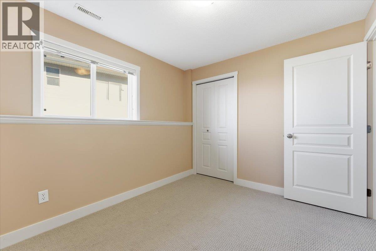 958 Mt Begbie Drive, Vernon, British Columbia  V1B 2Z5 - Photo 32 - 10377134