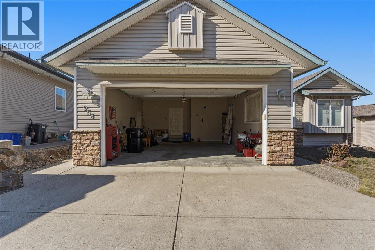 958 Mt Begbie Drive, Vernon, British Columbia  V1B 2Z5 - Photo 36 - 10377134