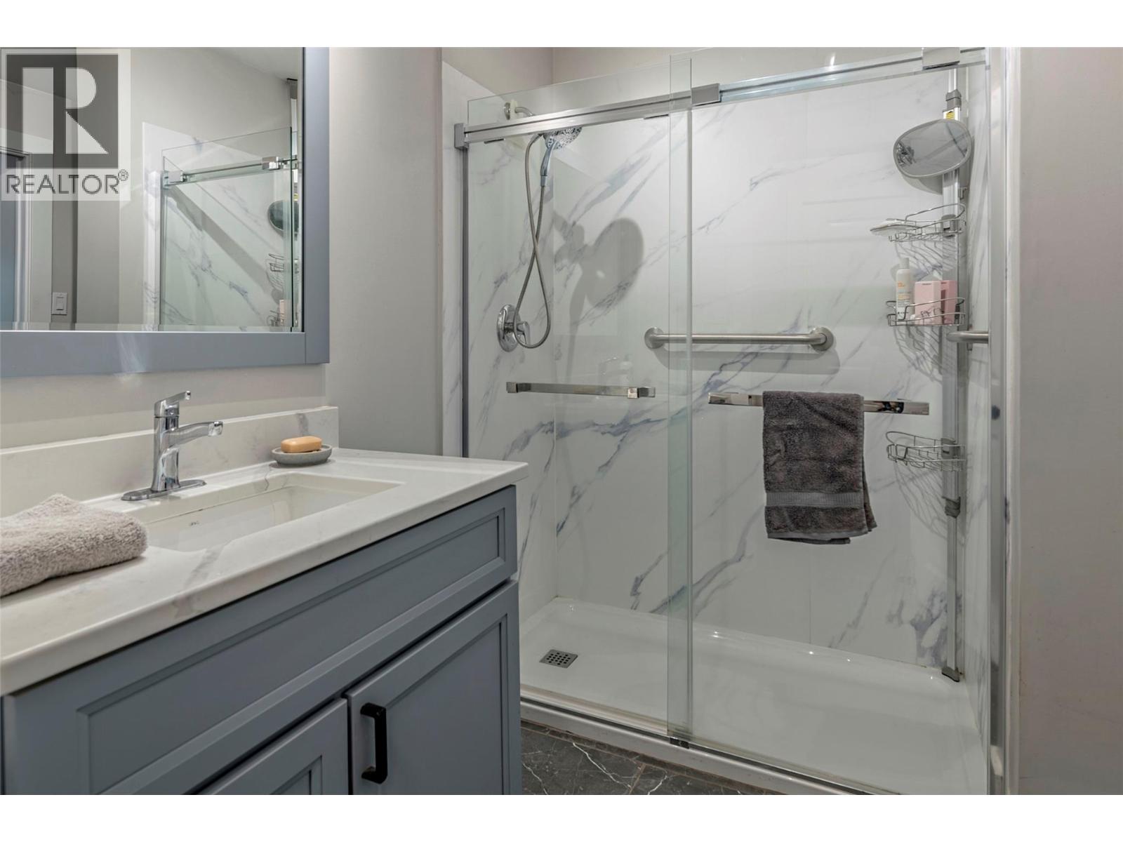 6449 97 Highway, Falkland, British Columbia  V0E 1W0 - Photo 19 - 10378171