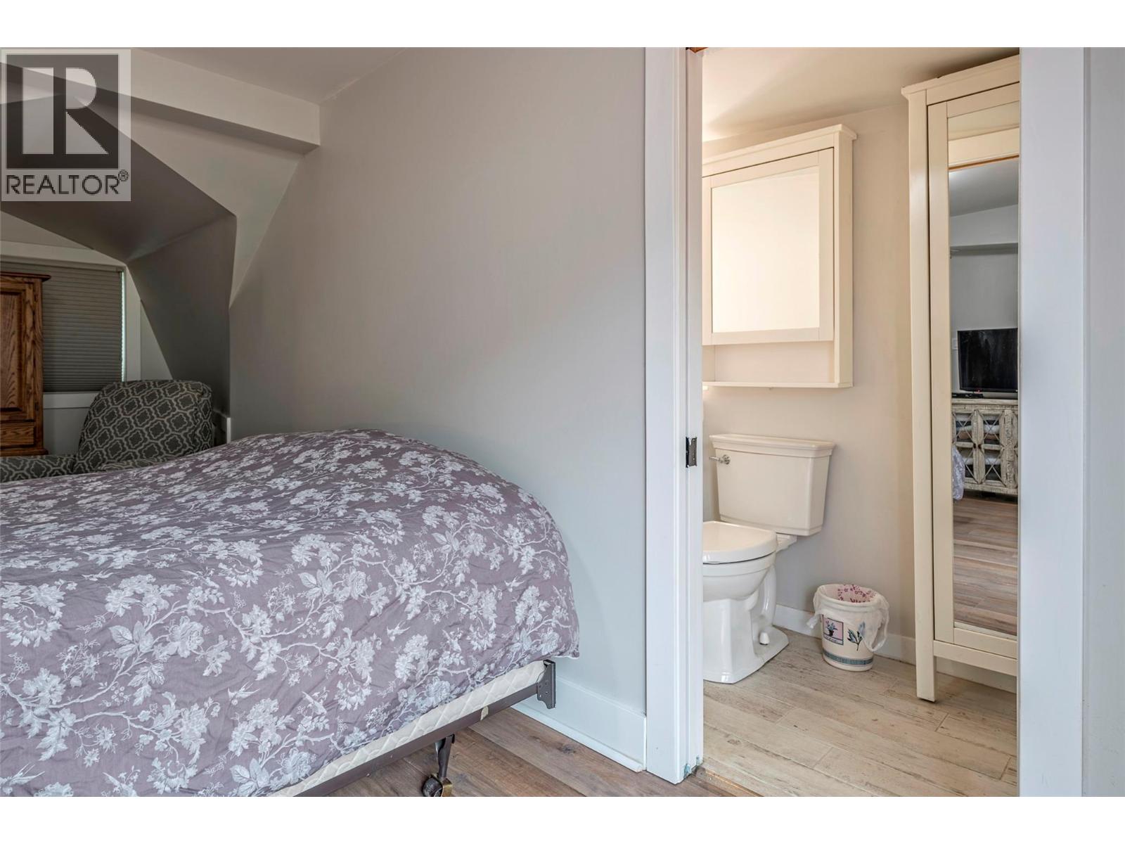 6449 97 Highway, Falkland, British Columbia  V0E 1W0 - Photo 26 - 10378171