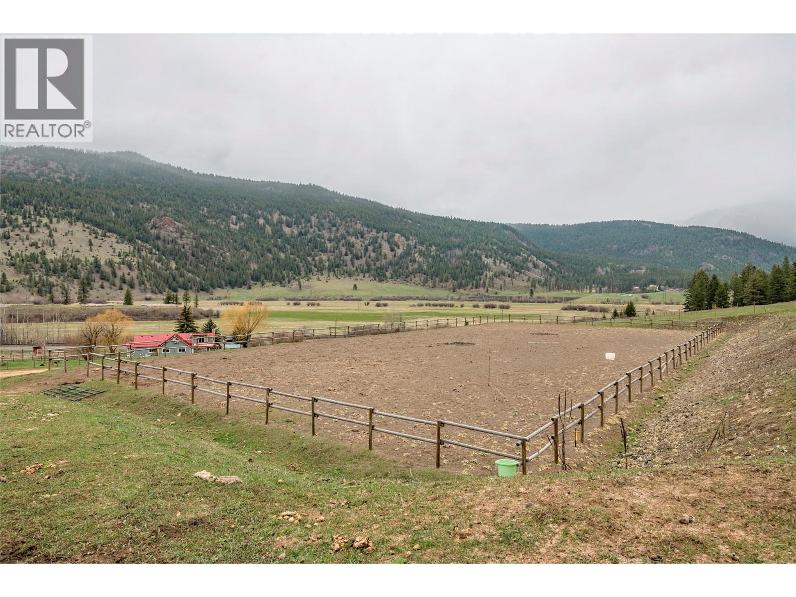 6449 97 Highway, Falkland, British Columbia  V0E 1W0 - Photo 38 - 10378171