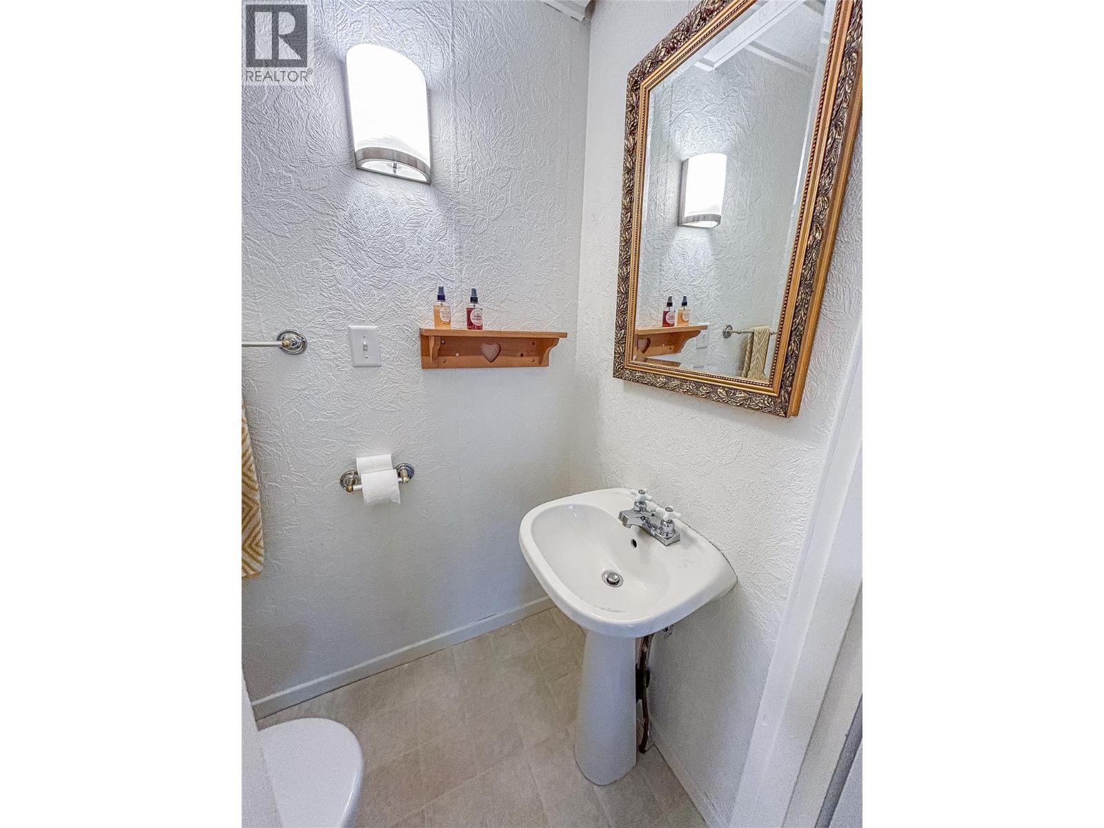 284 Robinson Avenue, Naramata, British Columbia  V0H 1N0 - Photo 15 - 10378063