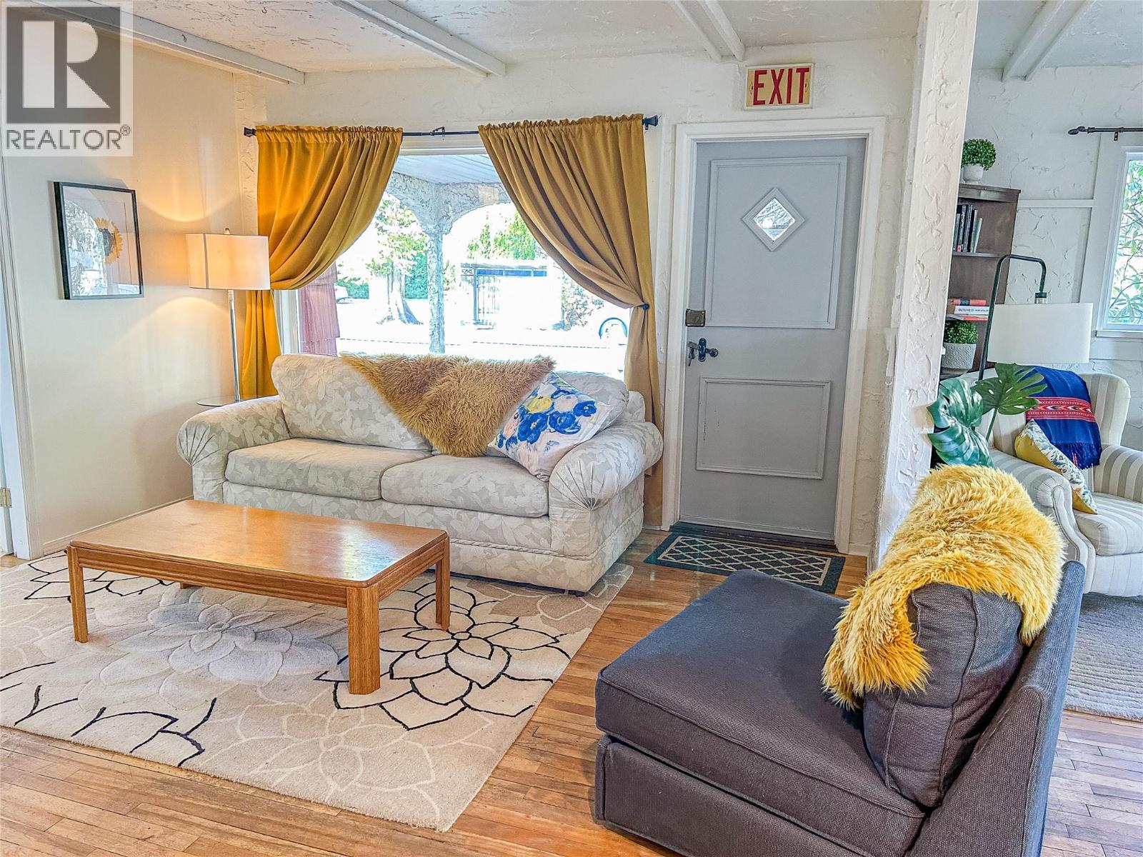 284 Robinson Avenue, Naramata, British Columbia  V0H 1N0 - Photo 5 - 10378063