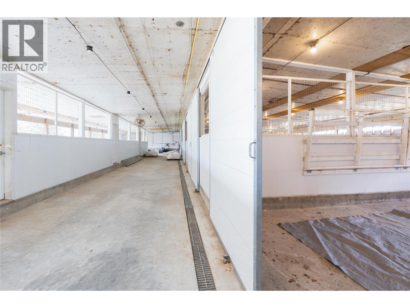 4780 Sleepy Hollow Road, Spallumcheen, British Columbia  V4Y 0T8 - Photo 11 - 10378276