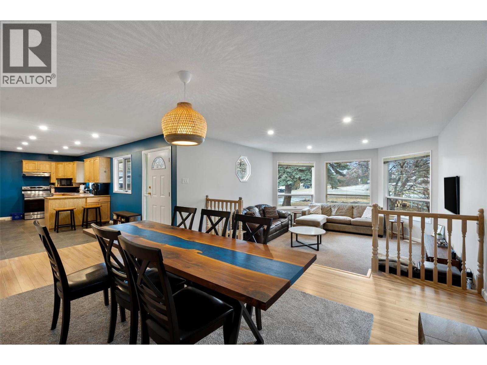 2570 Thompson Drive, Kamloops, British Columbia  V2C 4L4 - Photo 12 - 10378244