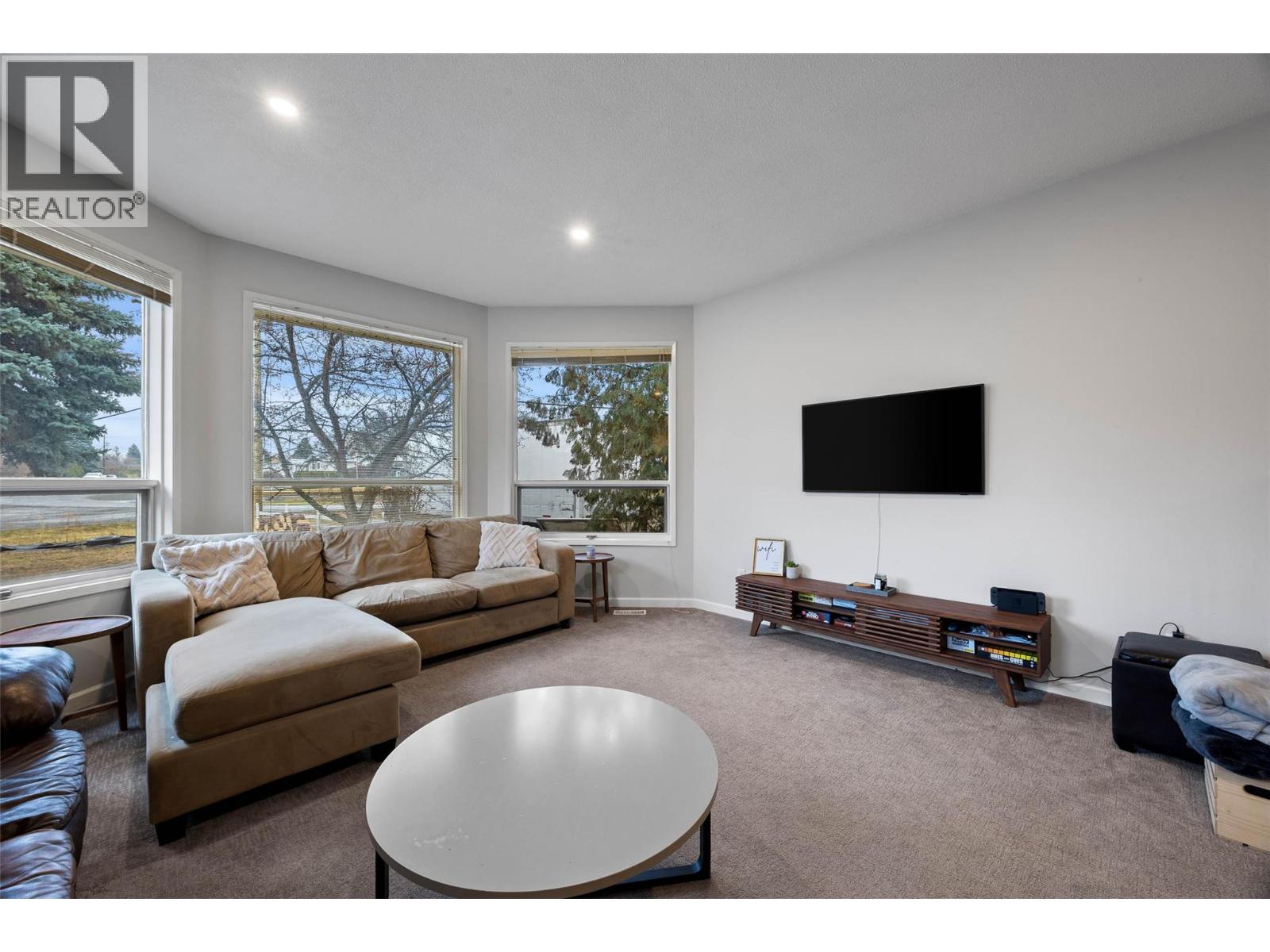 2570 Thompson Drive, Kamloops, British Columbia  V2C 4L4 - Photo 15 - 10378244