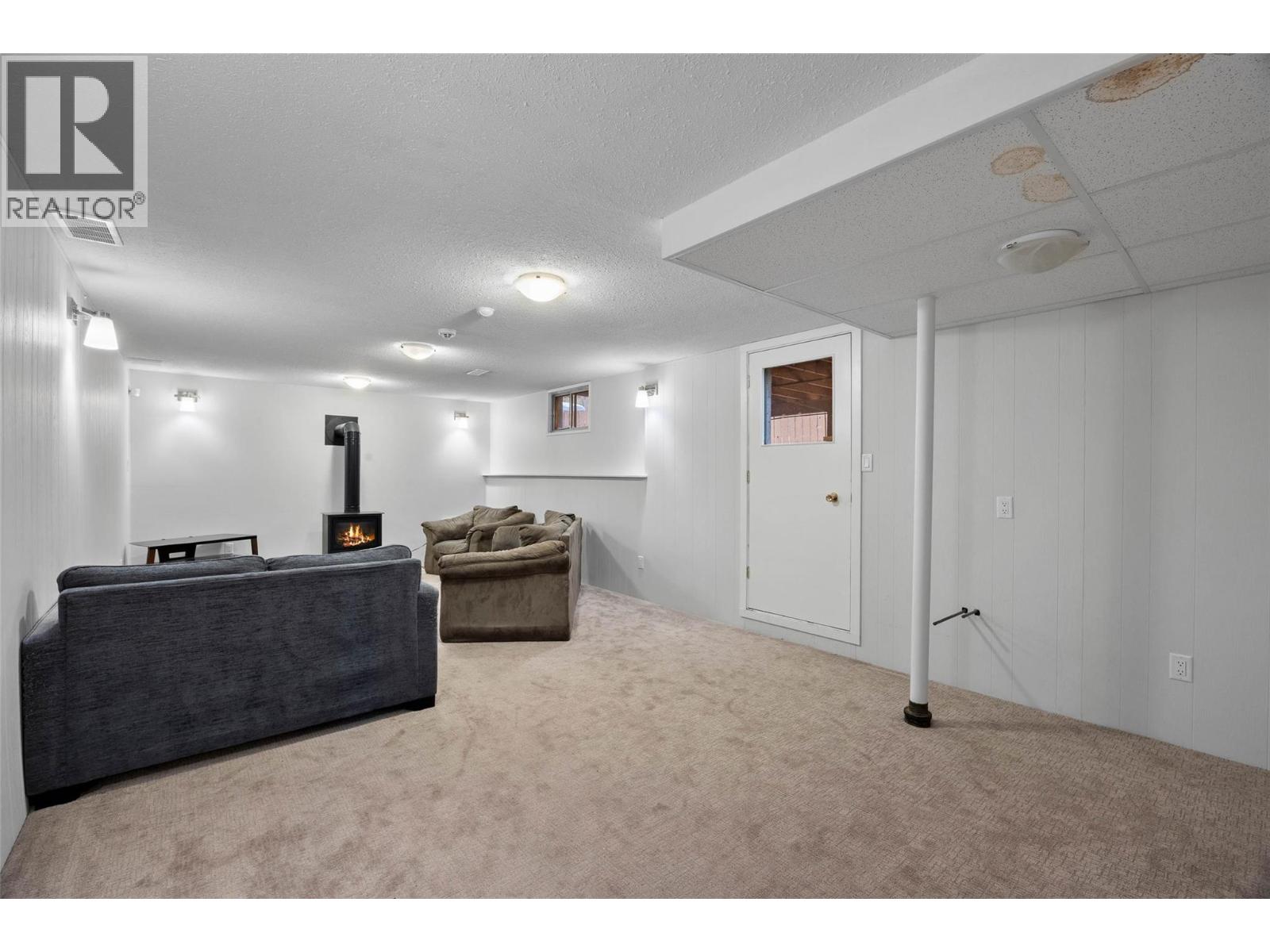 2570 Thompson Drive, Kamloops, British Columbia  V2C 4L4 - Photo 22 - 10378244