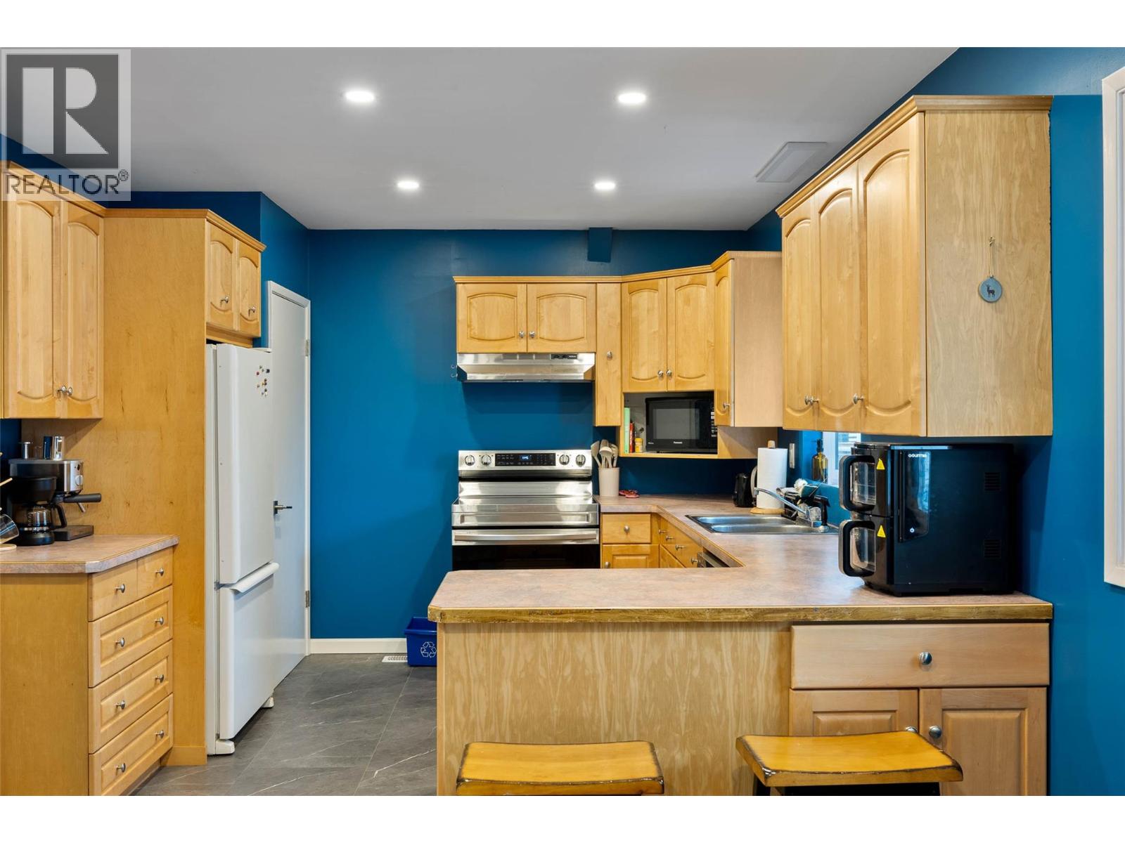 2570 Thompson Drive, Kamloops, British Columbia  V2C 4L4 - Photo 7 - 10378244