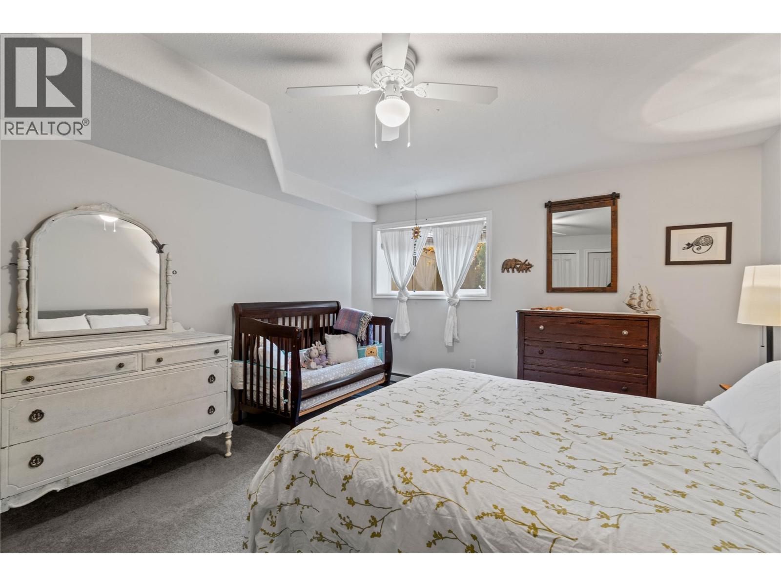 2270 3 Avenue Se, Salmon Arm, British Columbia  V1E 1K1 - Photo 32 - 10378047