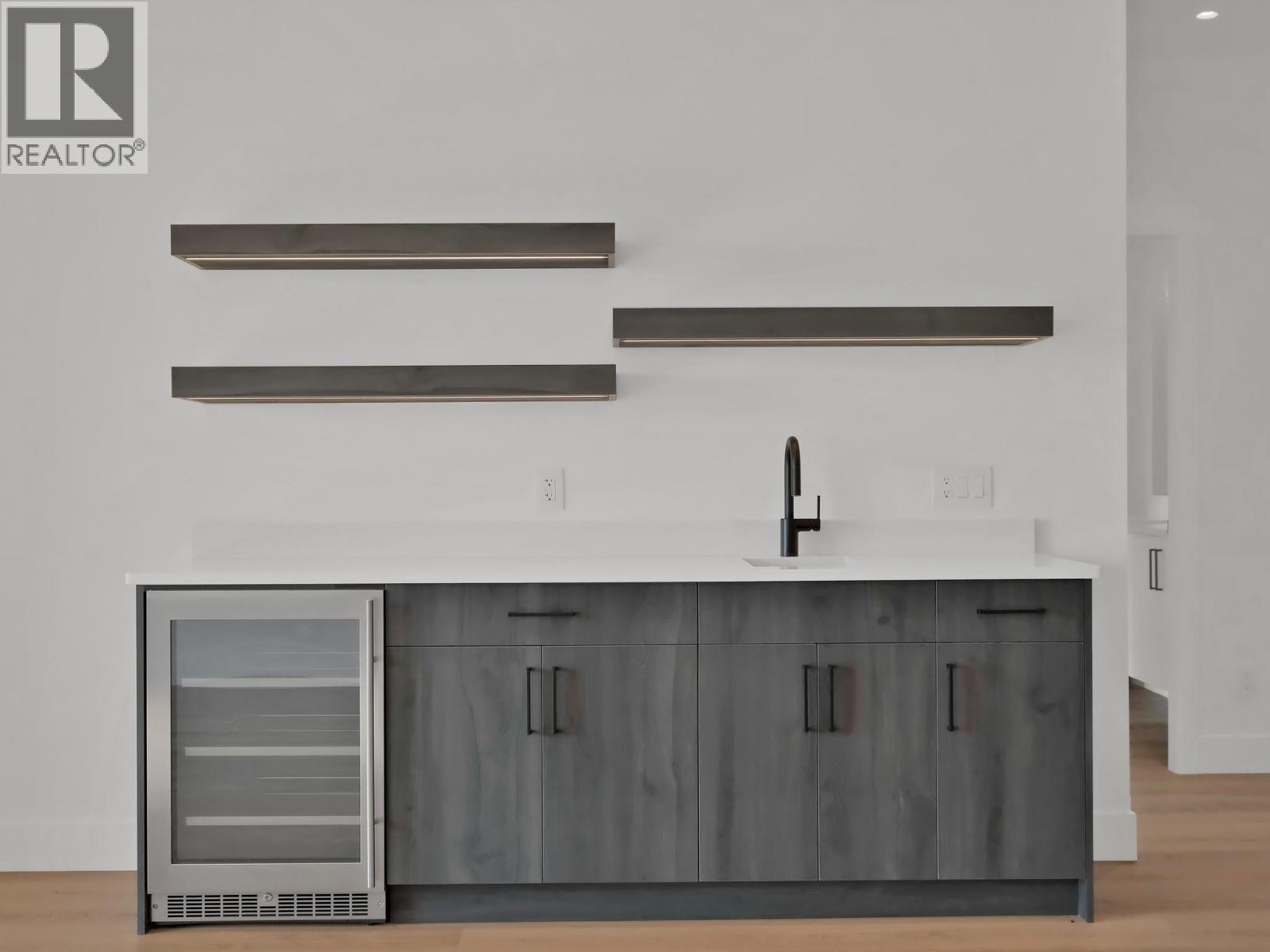 9201 Okanagan Centre Road W Unit# 10, Lake Country, British Columbia  V4V 0B8 - Photo 34 - 10378264