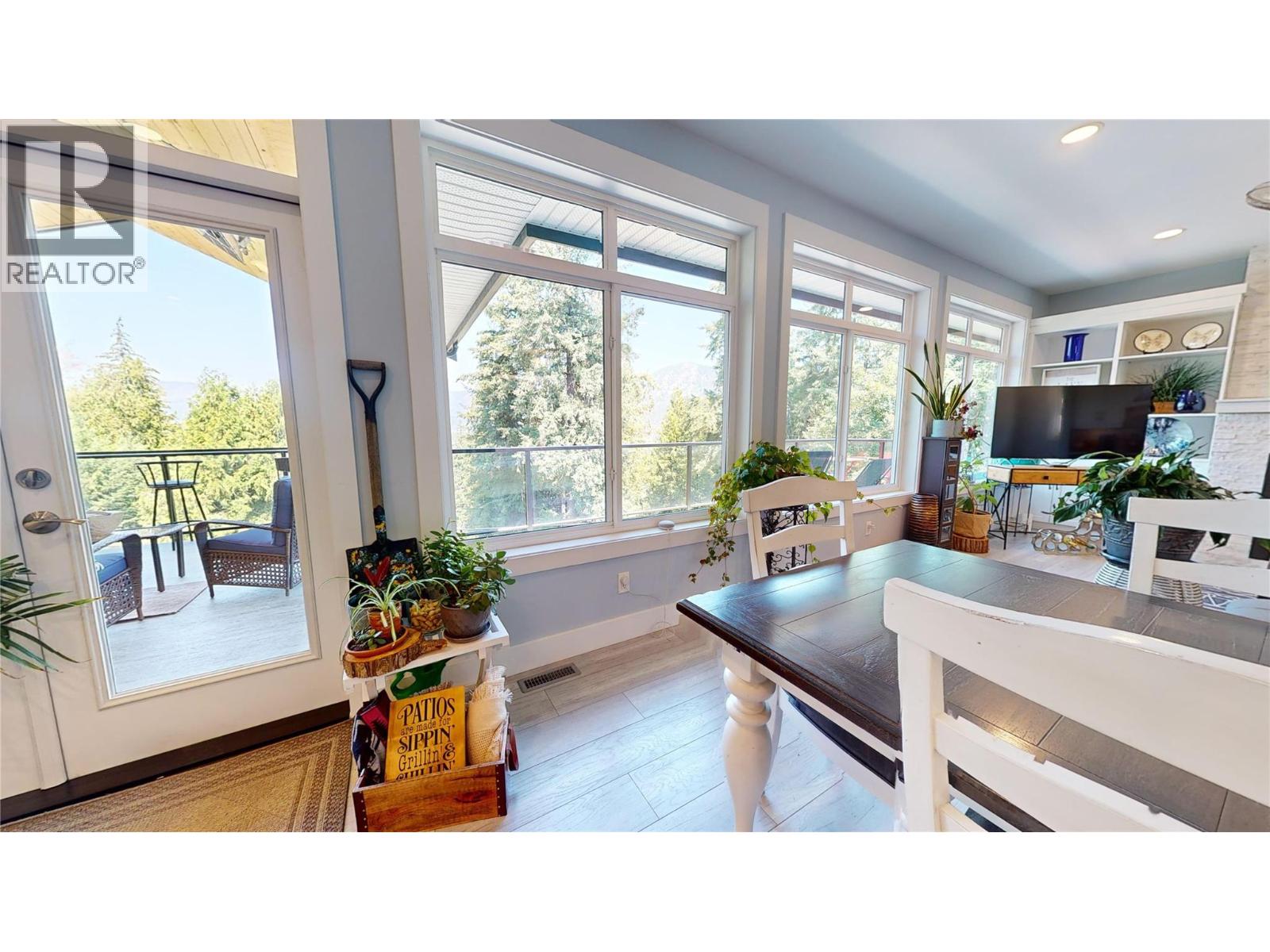 2526 Waverly Drive, Blind Bay, British Columbia  V0E 1H2 - Photo 13 - 10377959