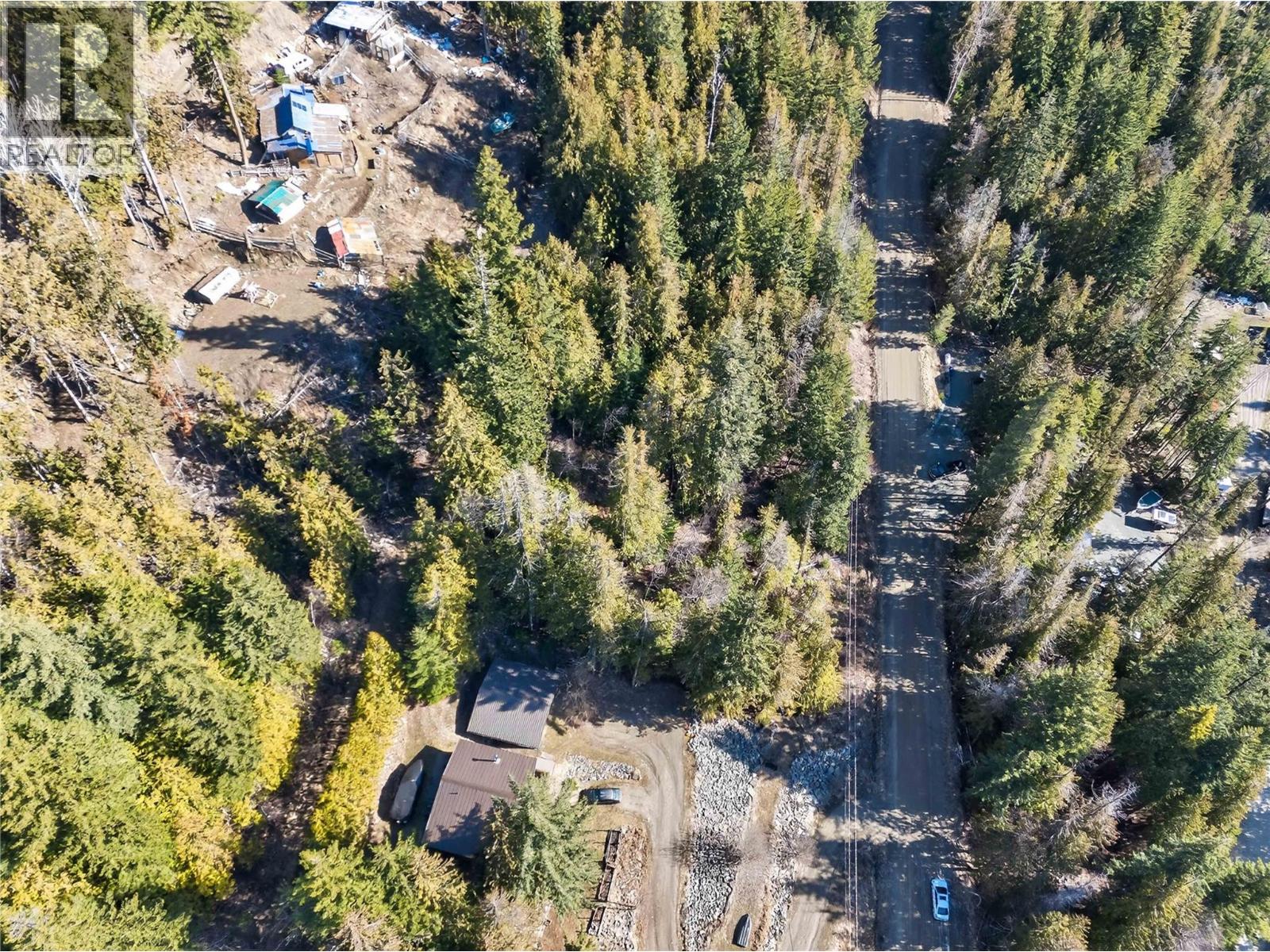 Vickers Trail Lot# 150, Anglemont, British Columbia  V0E 1M8 - Photo 24 - 10378229