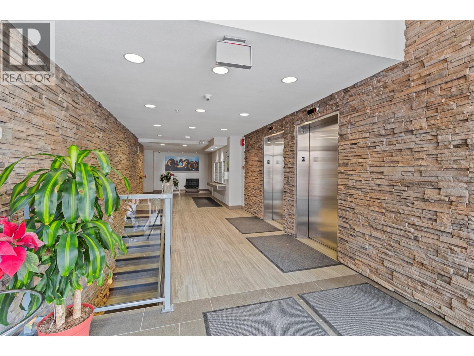 1030 Talasa Way Unit# 2411, Kamloops, British Columbia  V2H 0C3 - Photo 4 - 10378219