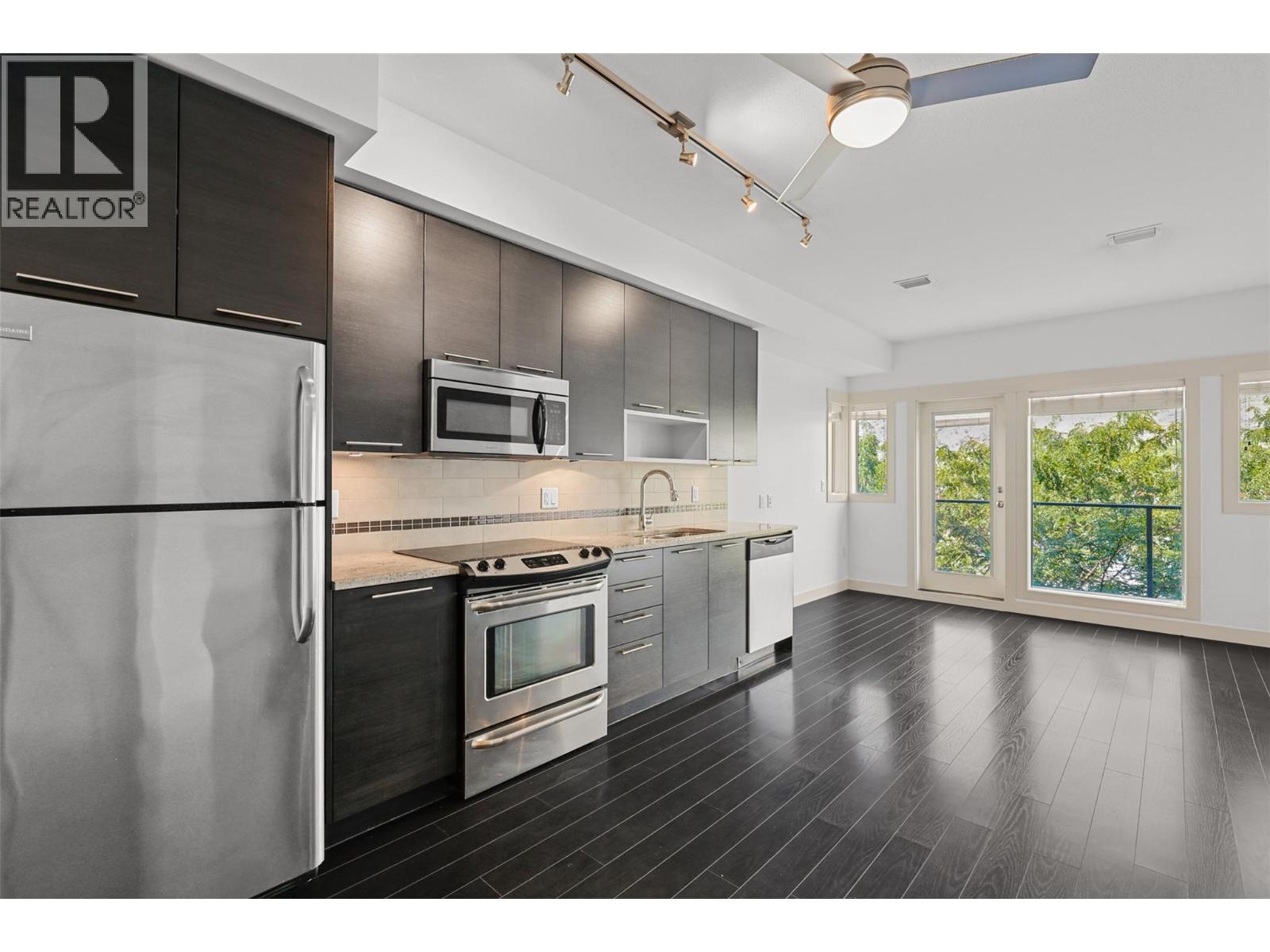 1030 Talasa Way Unit# 2411, Kamloops, British Columbia  V2H 0C3 - Photo 9 - 10378219