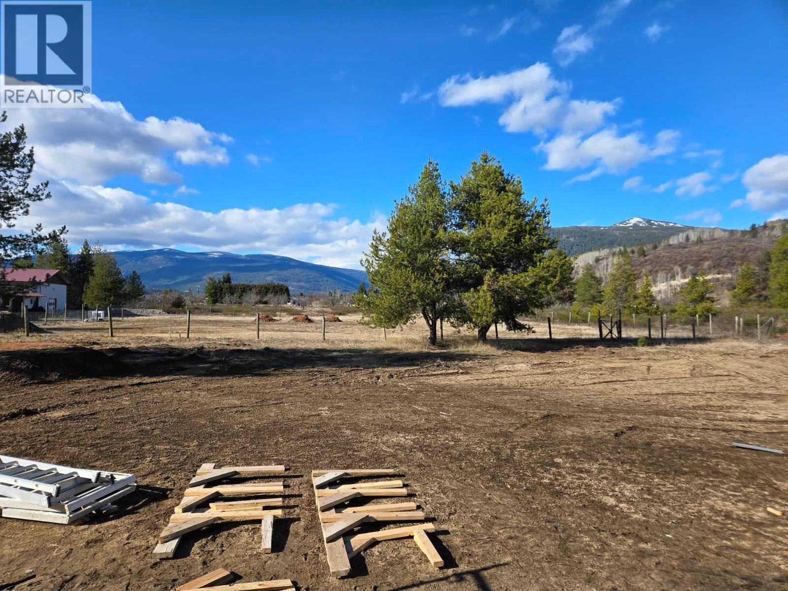 319 Elkview Trail, Castlegar, British Columbia  V1N 4L5 - Photo 9 - 10378069