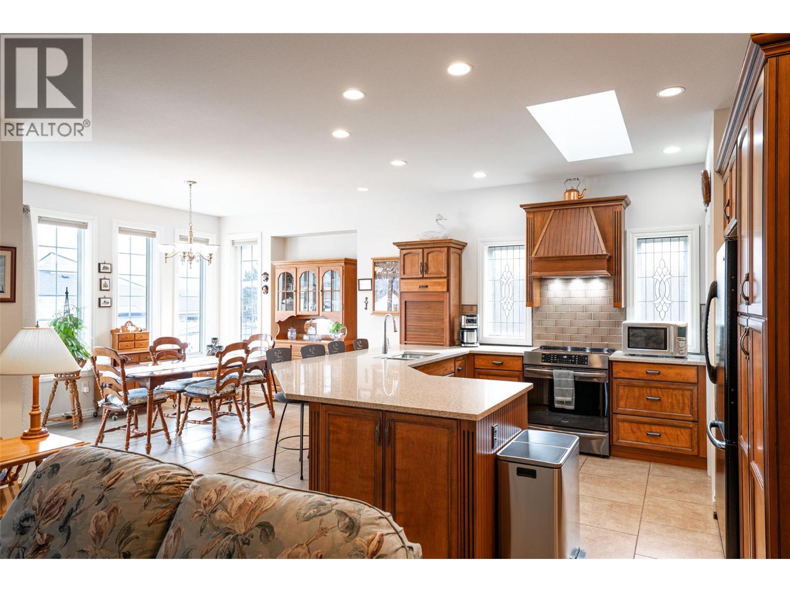 6905 Mountainview Drive, Oliver, British Columbia  V0H 1T4 - Photo 19 - 10377954