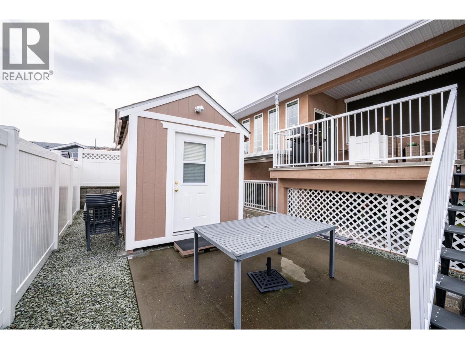 6905 Mountainview Drive, Oliver, British Columbia  V0H 1T4 - Photo 3 - 10377954
