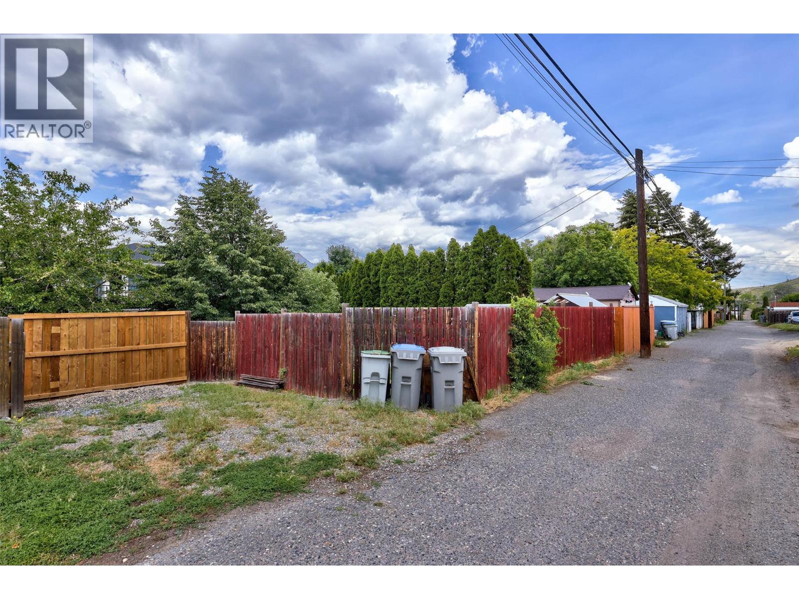 1119 Pine Street, Kamloops, British Columbia  V2C 3A7 - Photo 37 - 10377883