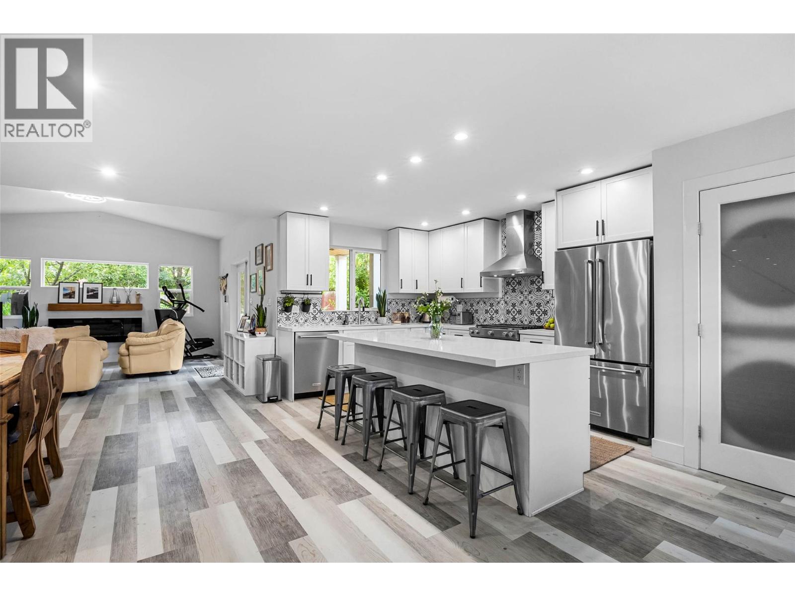 1119 Pine Street, Kamloops, British Columbia  V2C 3A7 - Photo 4 - 10377883