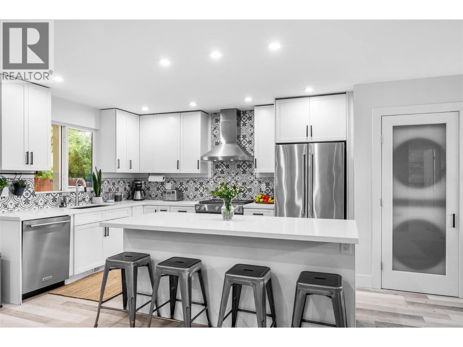 1119 Pine Street, Kamloops, British Columbia  V2C 3A7 - Photo 8 - 10377883