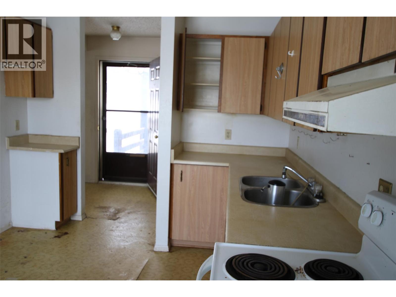 332 Willow Drive, Tumbler Ridge, British Columbia  V0C 2W0 - Photo 10 - 10378307