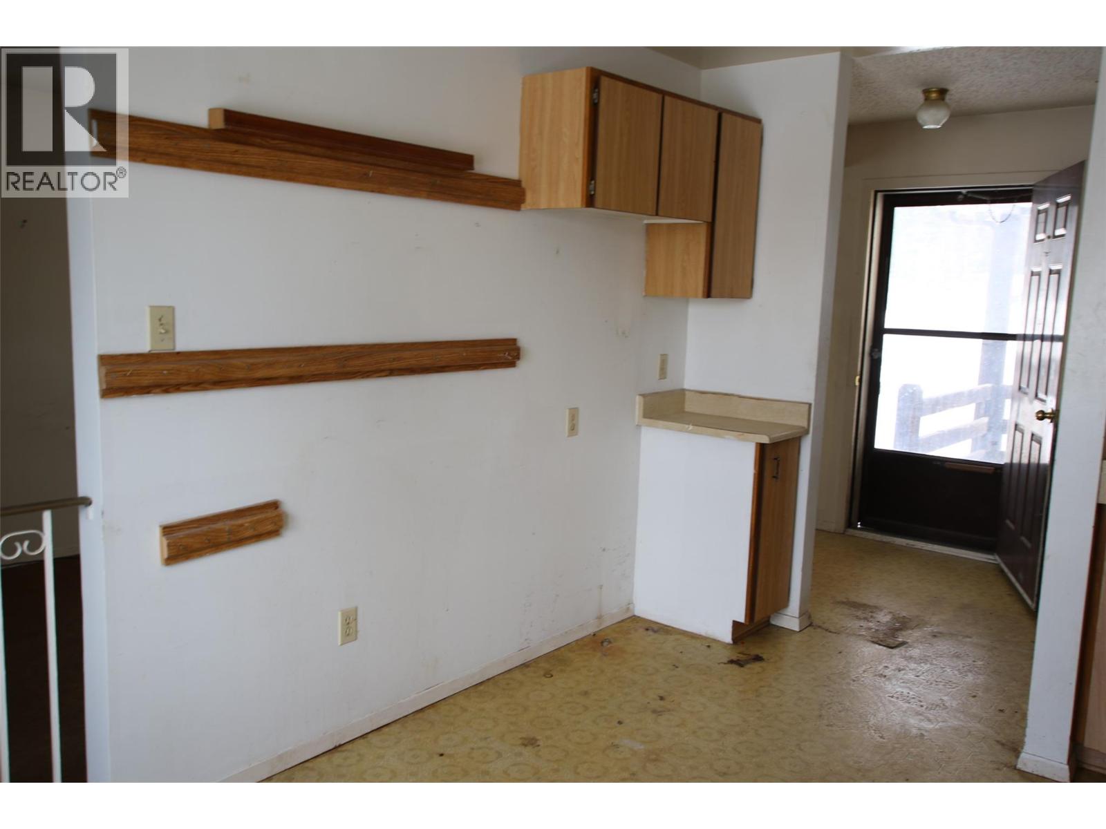 332 Willow Drive, Tumbler Ridge, British Columbia  V0C 2W0 - Photo 9 - 10378307