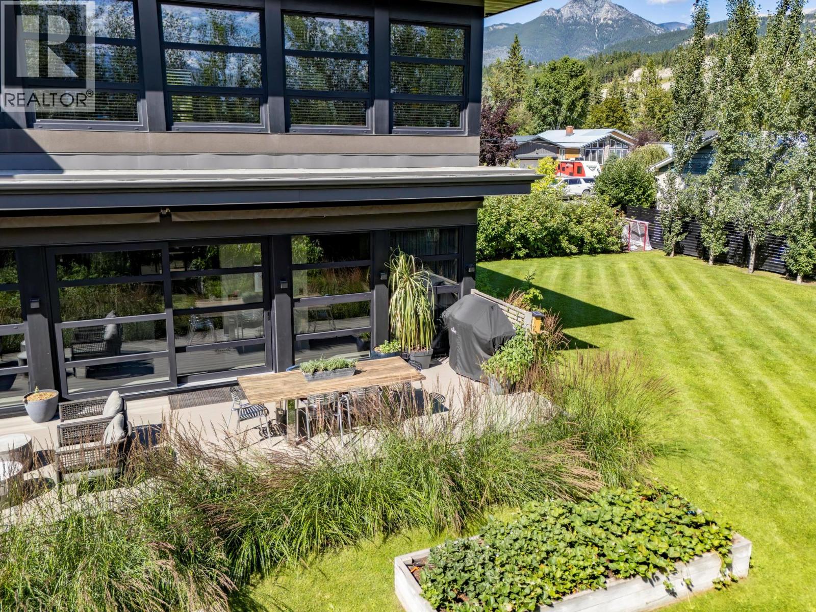 702 7th Street, Golden, British Columbia  V0A 1H0 - Photo 16 - 10378181