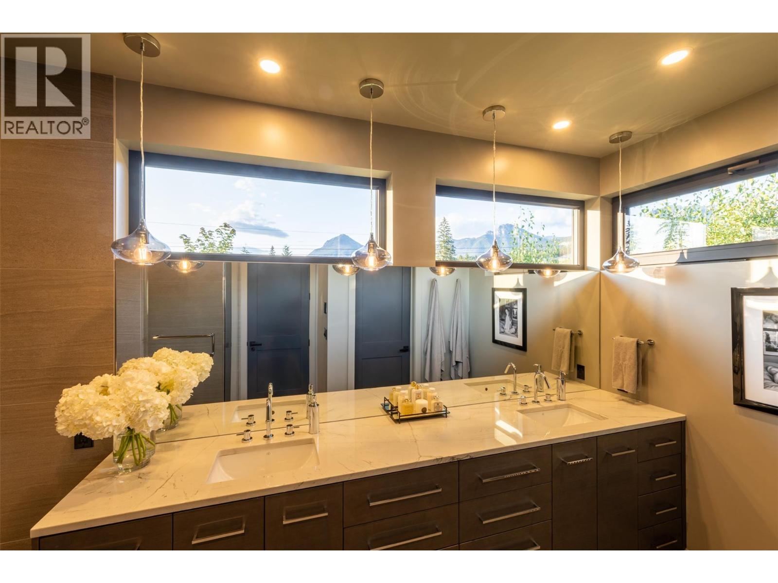 702 7th Street, Golden, British Columbia  V0A 1H0 - Photo 59 - 10378181