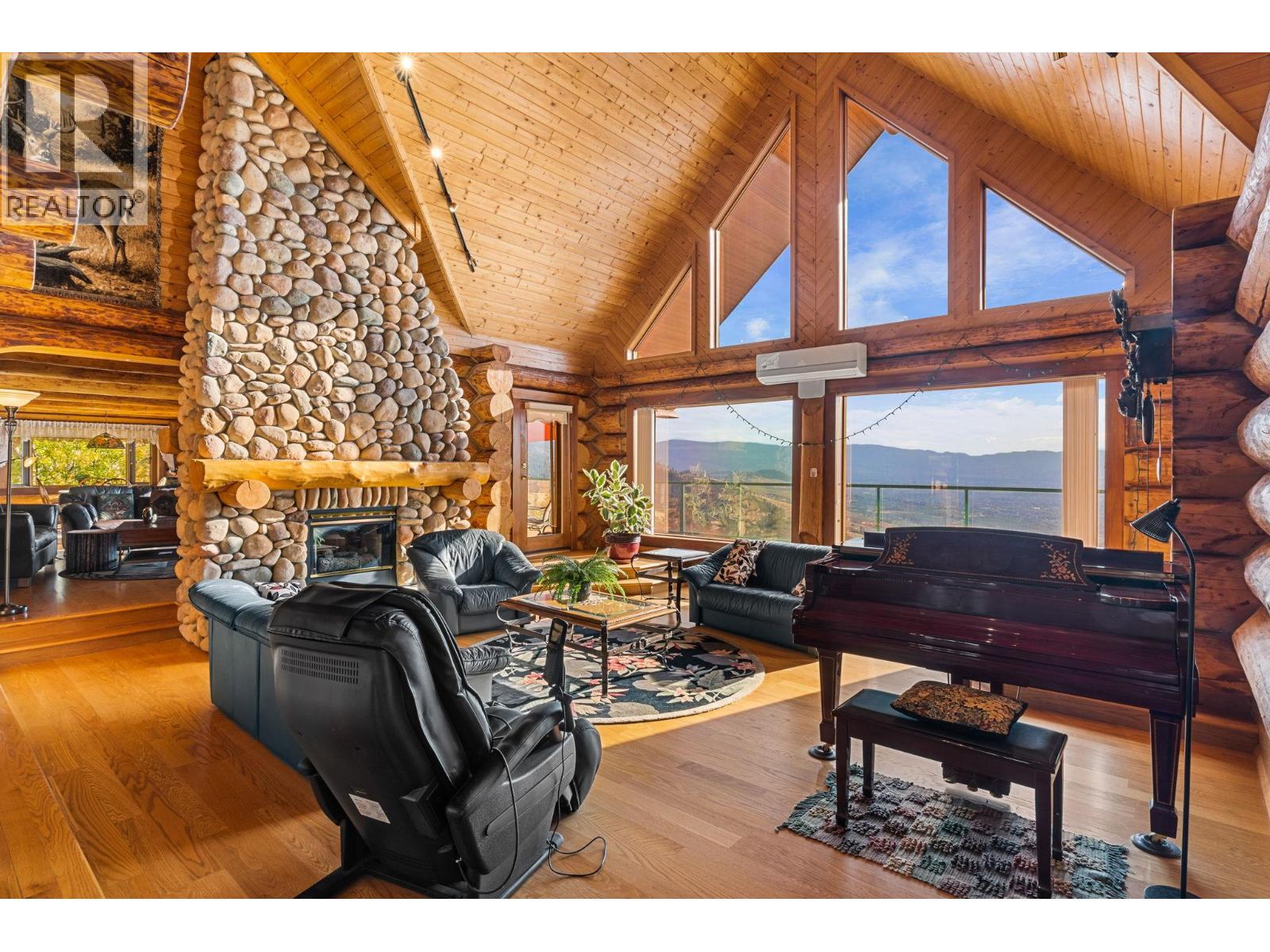 4520 Farmers Drive, Kelowna, British Columbia  V1P 1A3 - Photo 14 - 10376797