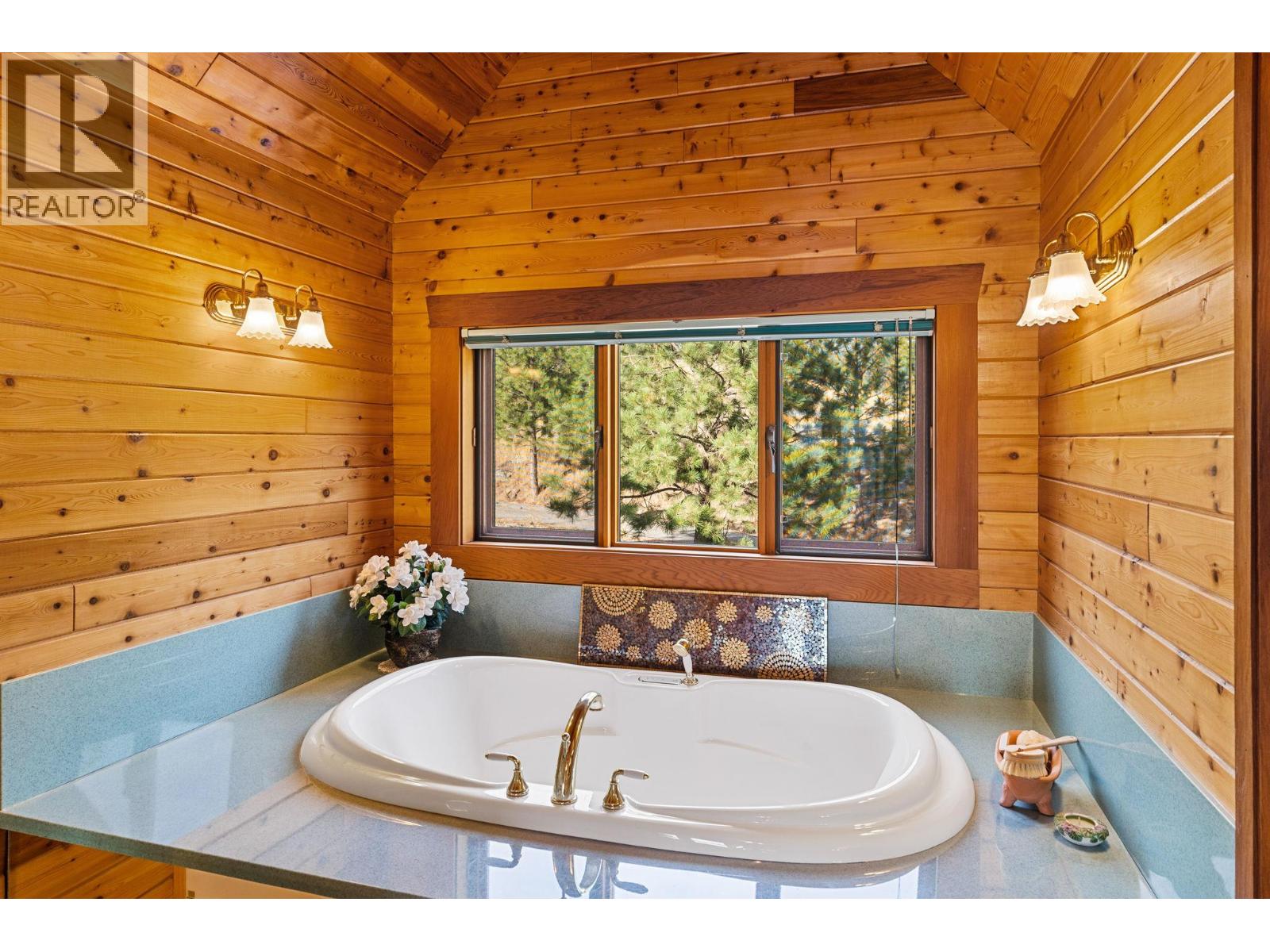4520 Farmers Drive, Kelowna, British Columbia  V1P 1A3 - Photo 41 - 10376797