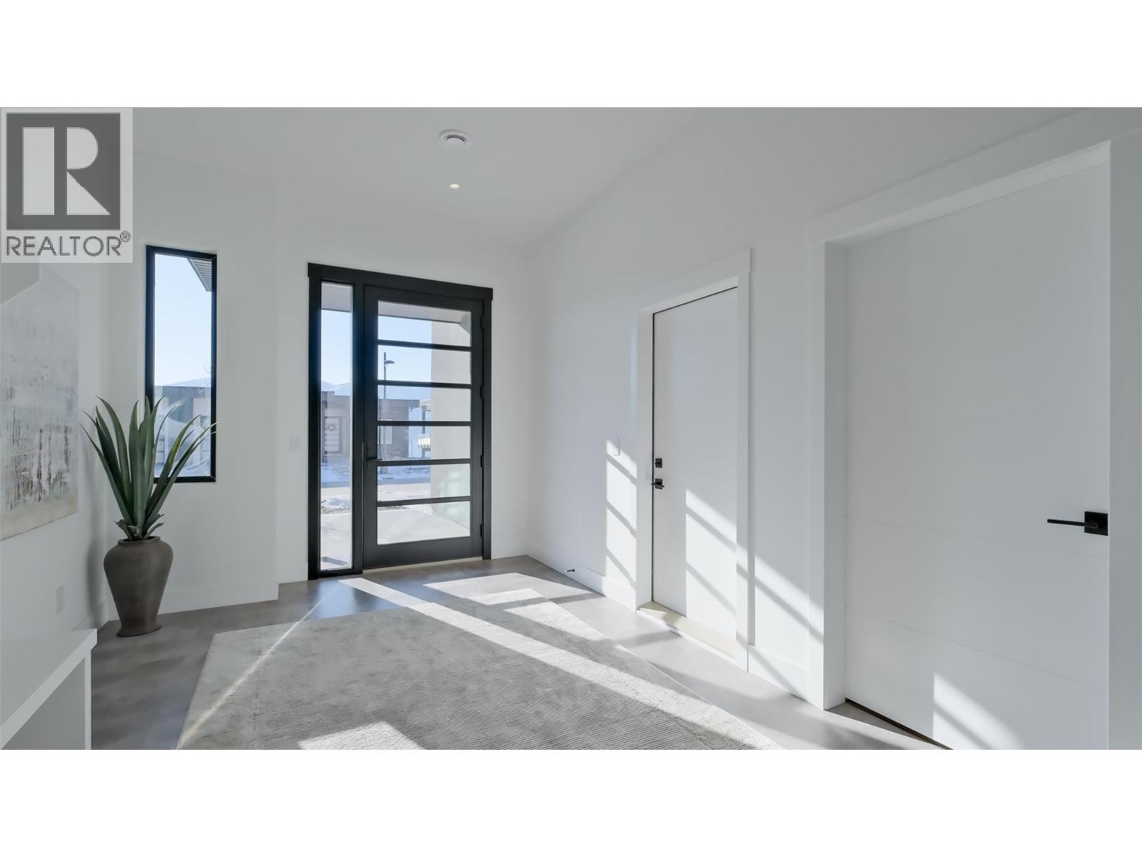 9201 Okanagan Centre Road W Unit# 20, Lake Country, British Columbia  V4V 0B8 - Photo 4 - 10378225