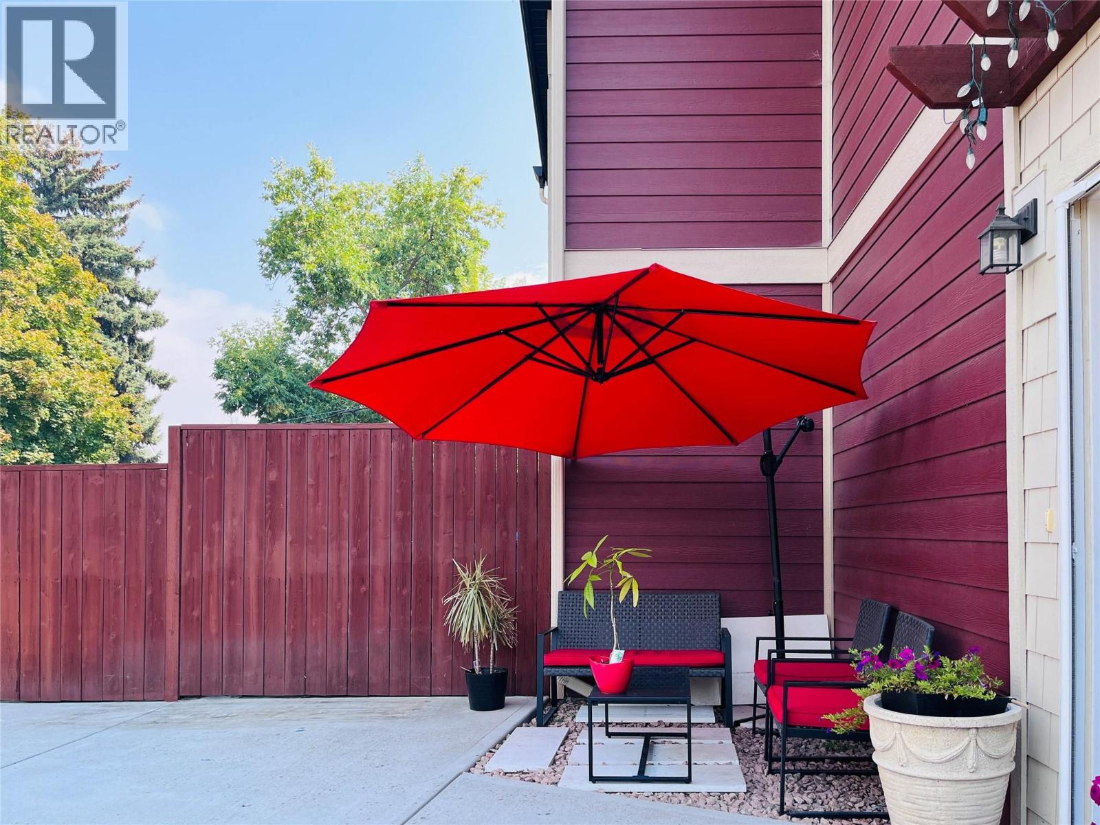 505 Francis Avenue Unit# 4, Kelowna, British Columbia  V1Y 5G4 - Photo 2 - 10378179