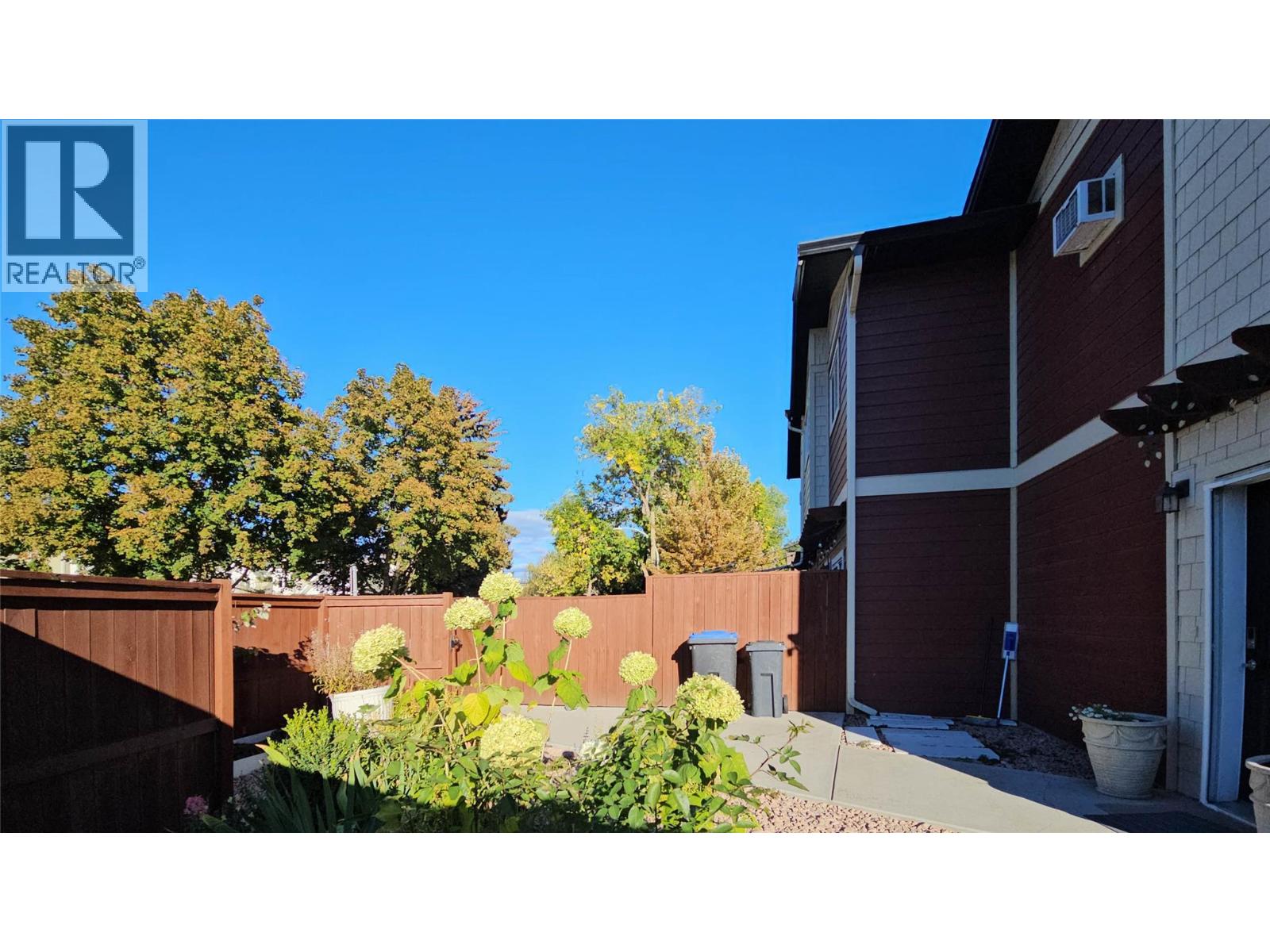 505 Francis Avenue Unit# 4, Kelowna, British Columbia  V1Y 5G4 - Photo 3 - 10378179