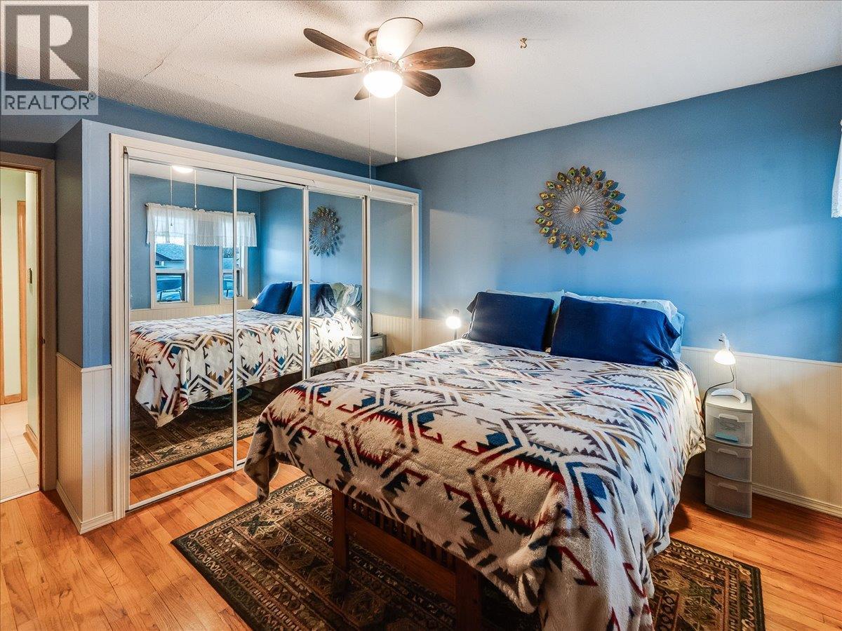 740 10th Avenue, Montrose, British Columbia  V0G 1P0 - Photo 19 - 10378166