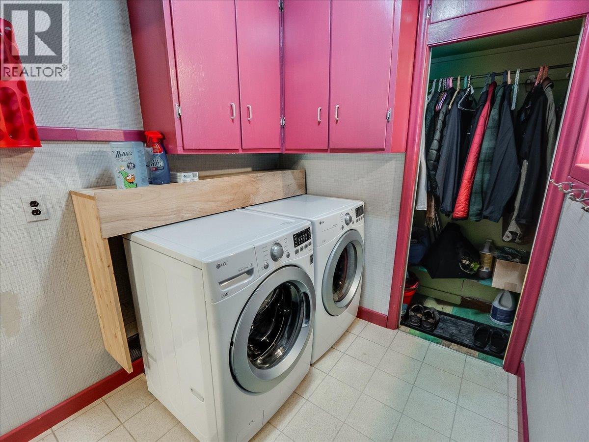 740 10th Avenue, Montrose, British Columbia  V0G 1P0 - Photo 24 - 10378166