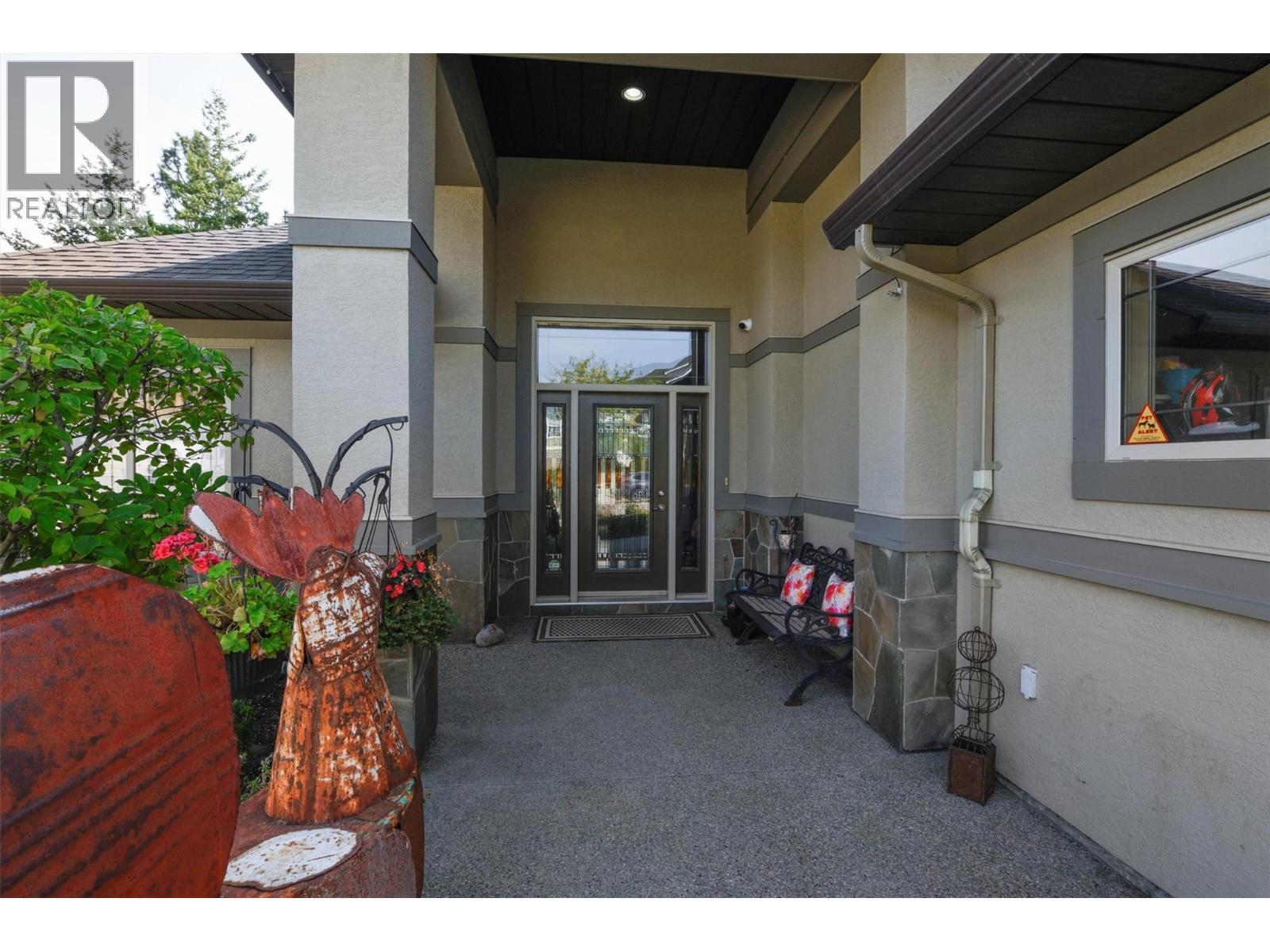 12623 Driftwood Court, Lake Country, British Columbia  V4V 2M9 - Photo 6 - 10377513